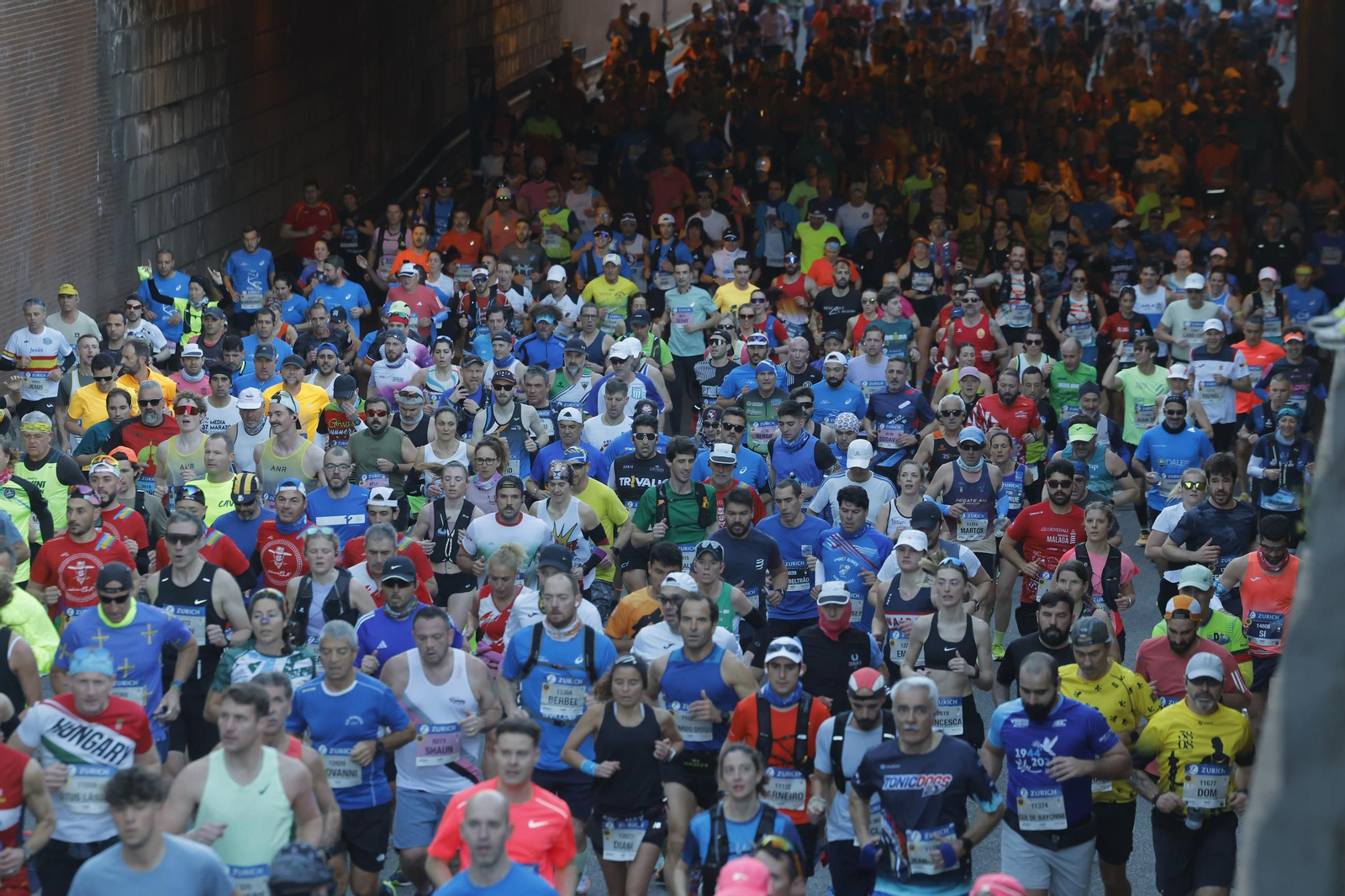 Búscate en el Zurich Maratón de Sevilla 2025