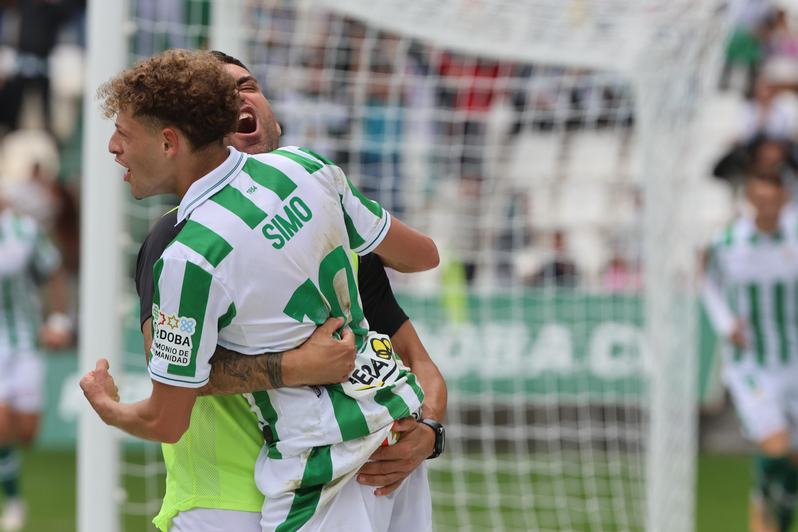 Córdoba CF - Ceuta: Las mejores fotos del partido en El Arcángel