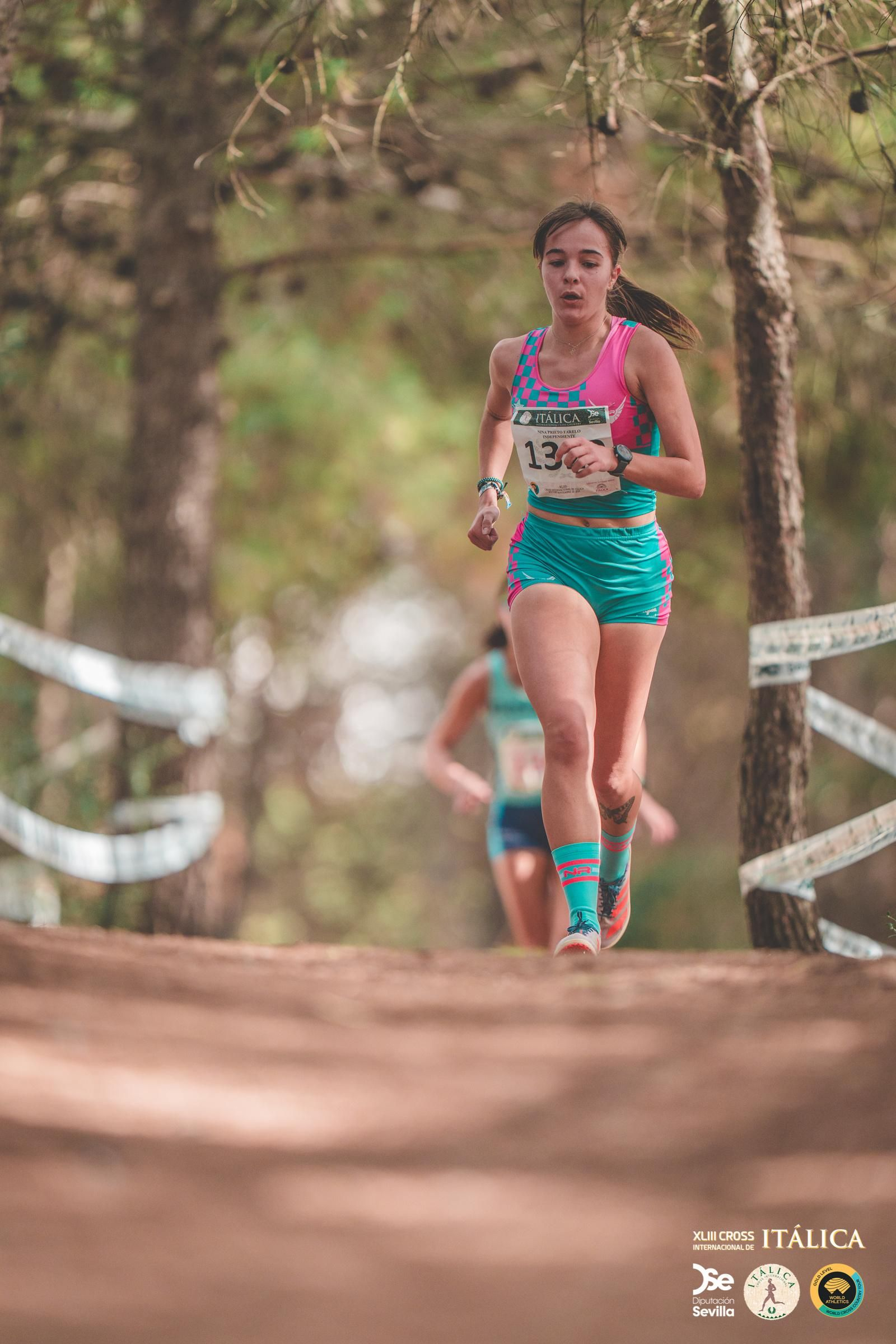 Búscate en las fotos del Cross de Itálica 2025 | 1