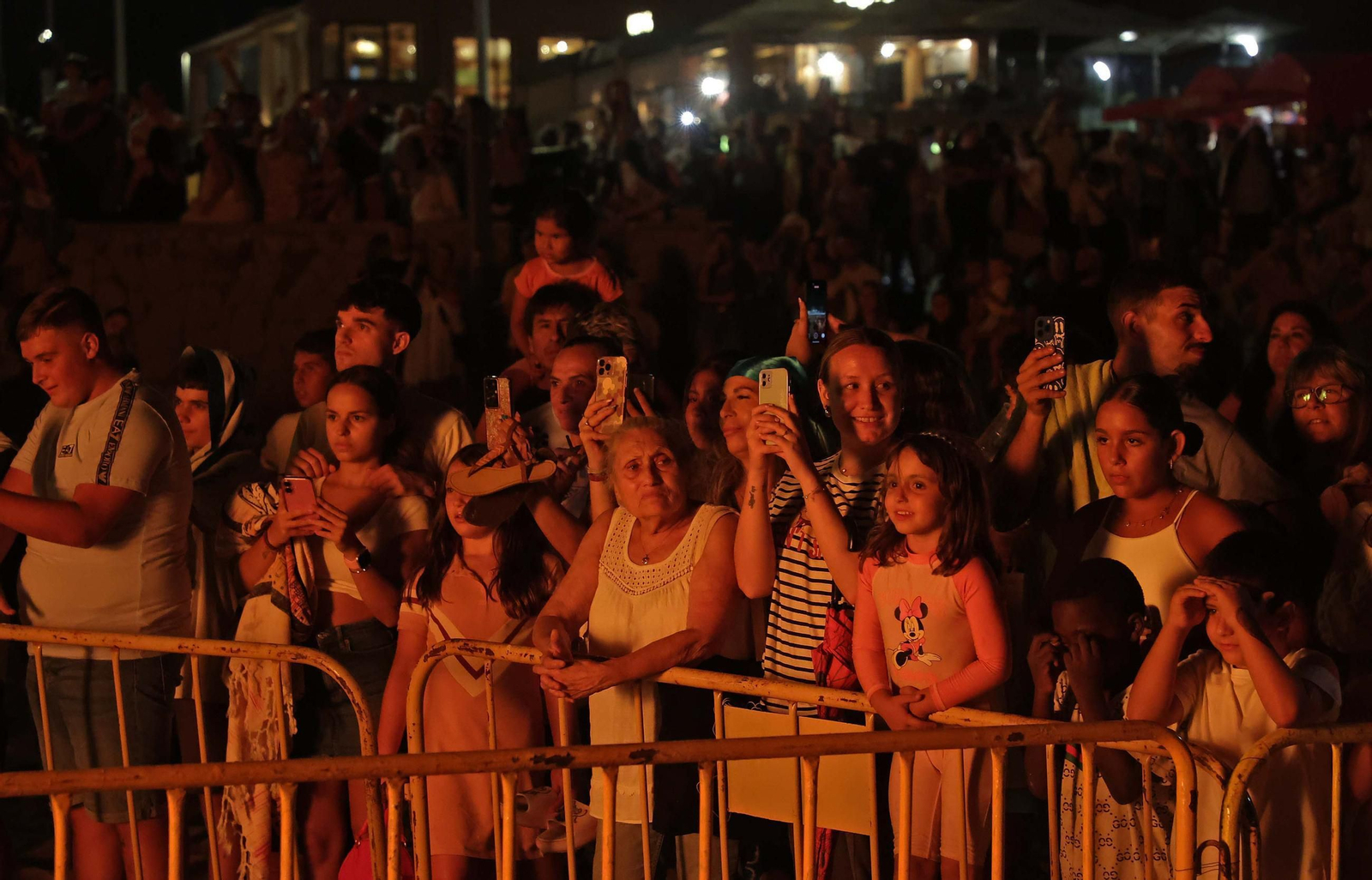 Fotos de la noche de San Juan en la playa de Getares de Algeciras