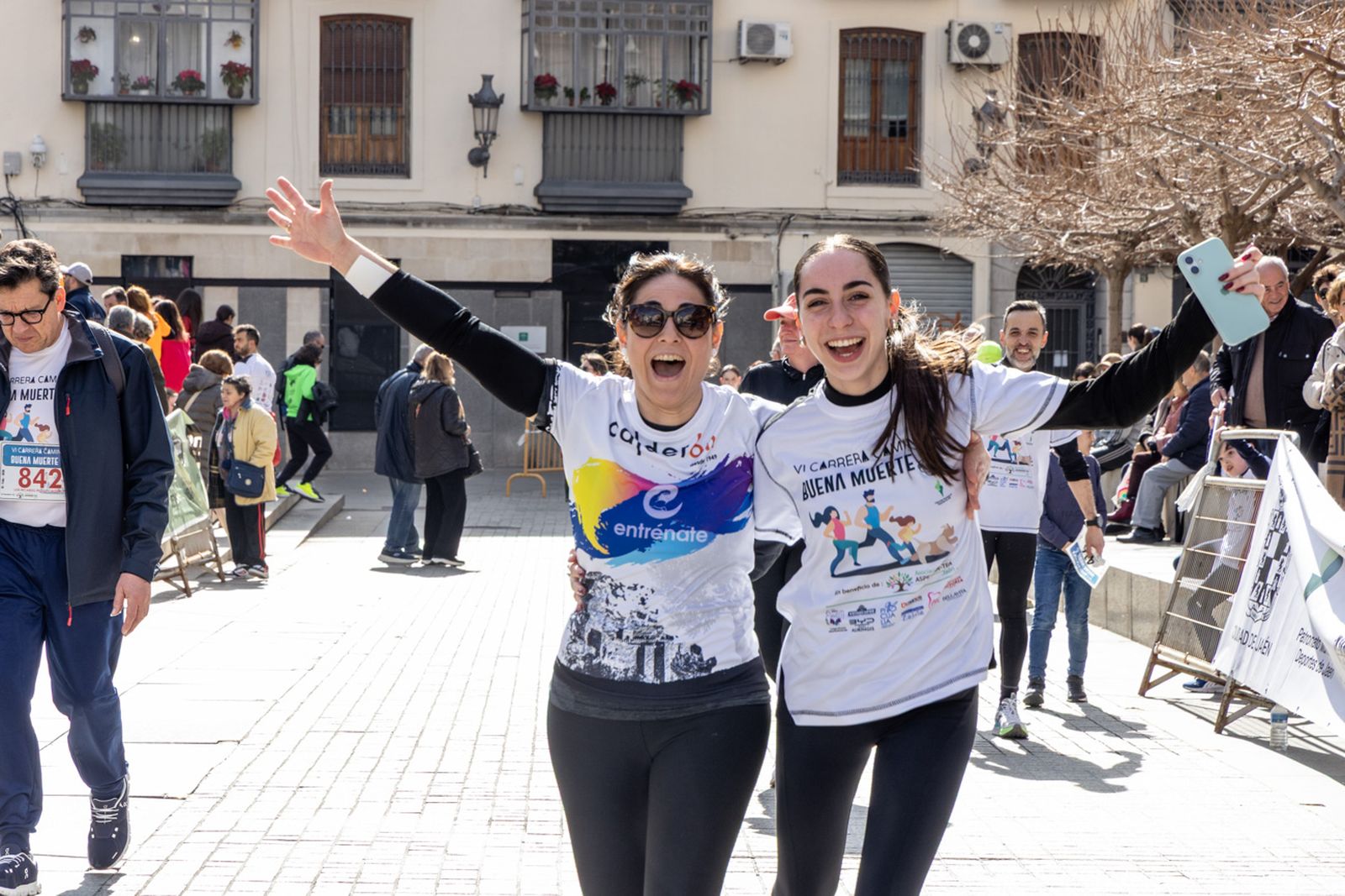 En imágenes: deporte y solidaridad se dan la mano en la VI Carrera-Caminata de la Hermandad de la Buena Muerte (2)
