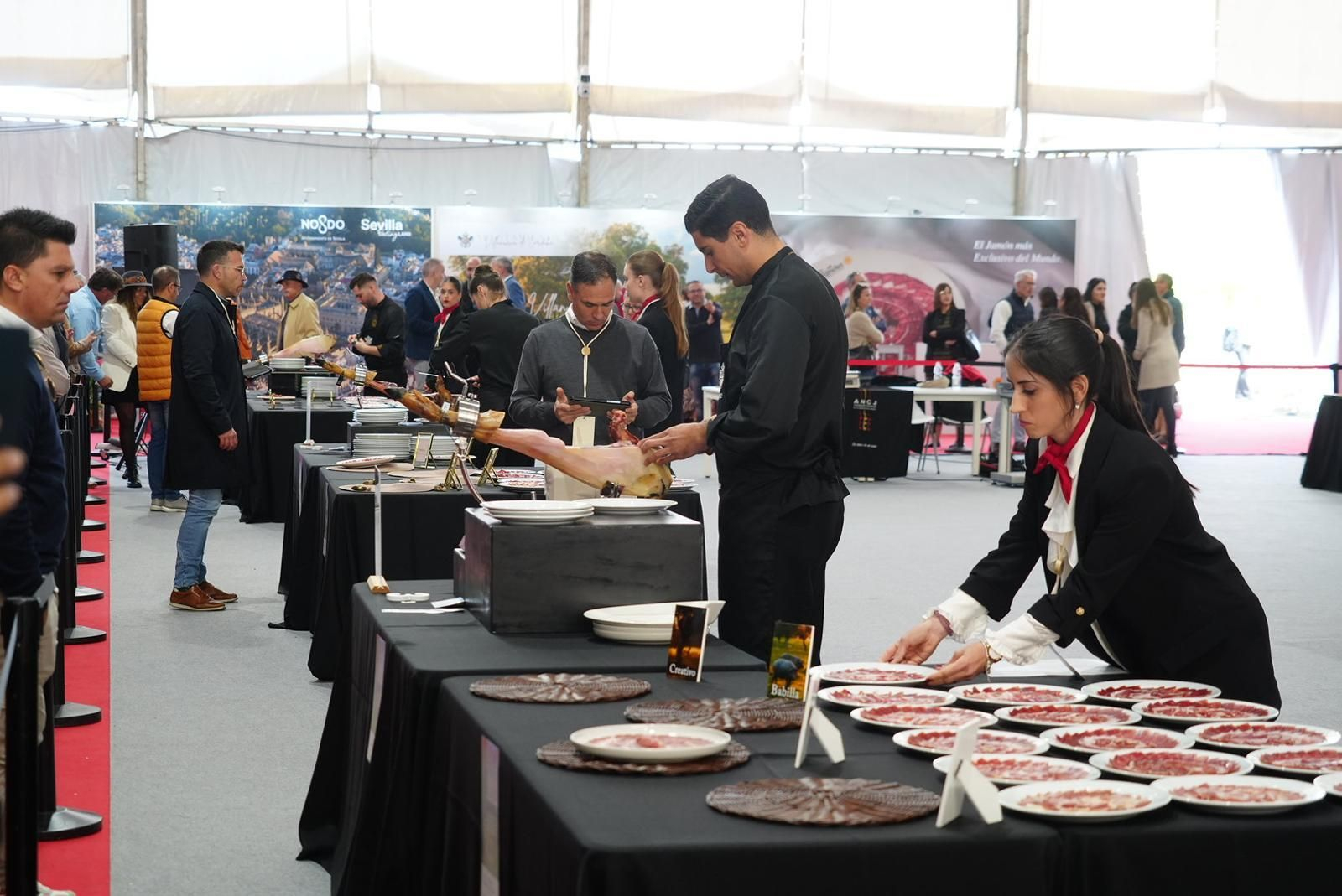 El último día de la Feria del Jamón 100% Ibérico de Los Pedroches El último día de la Feria del Jamón 100% Ibérico de Los Pedroches