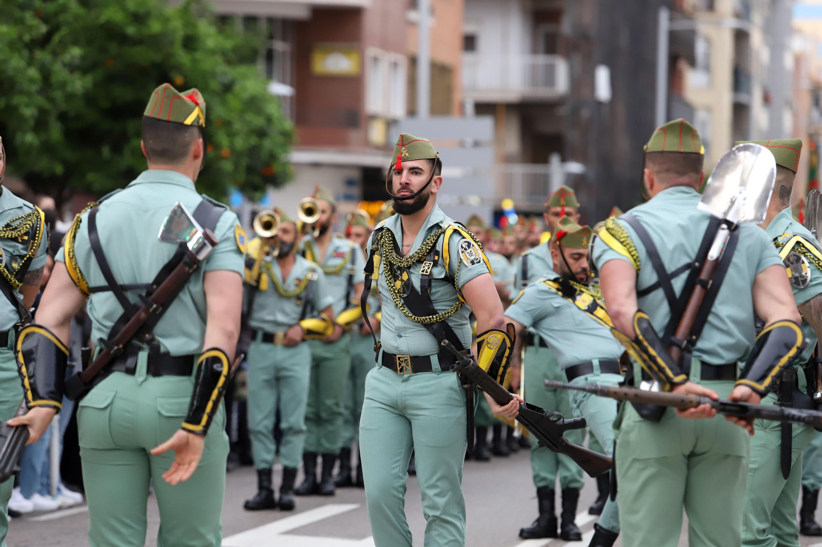Fotos del Lunes Santo en Algeciras: Desfile de la Legión