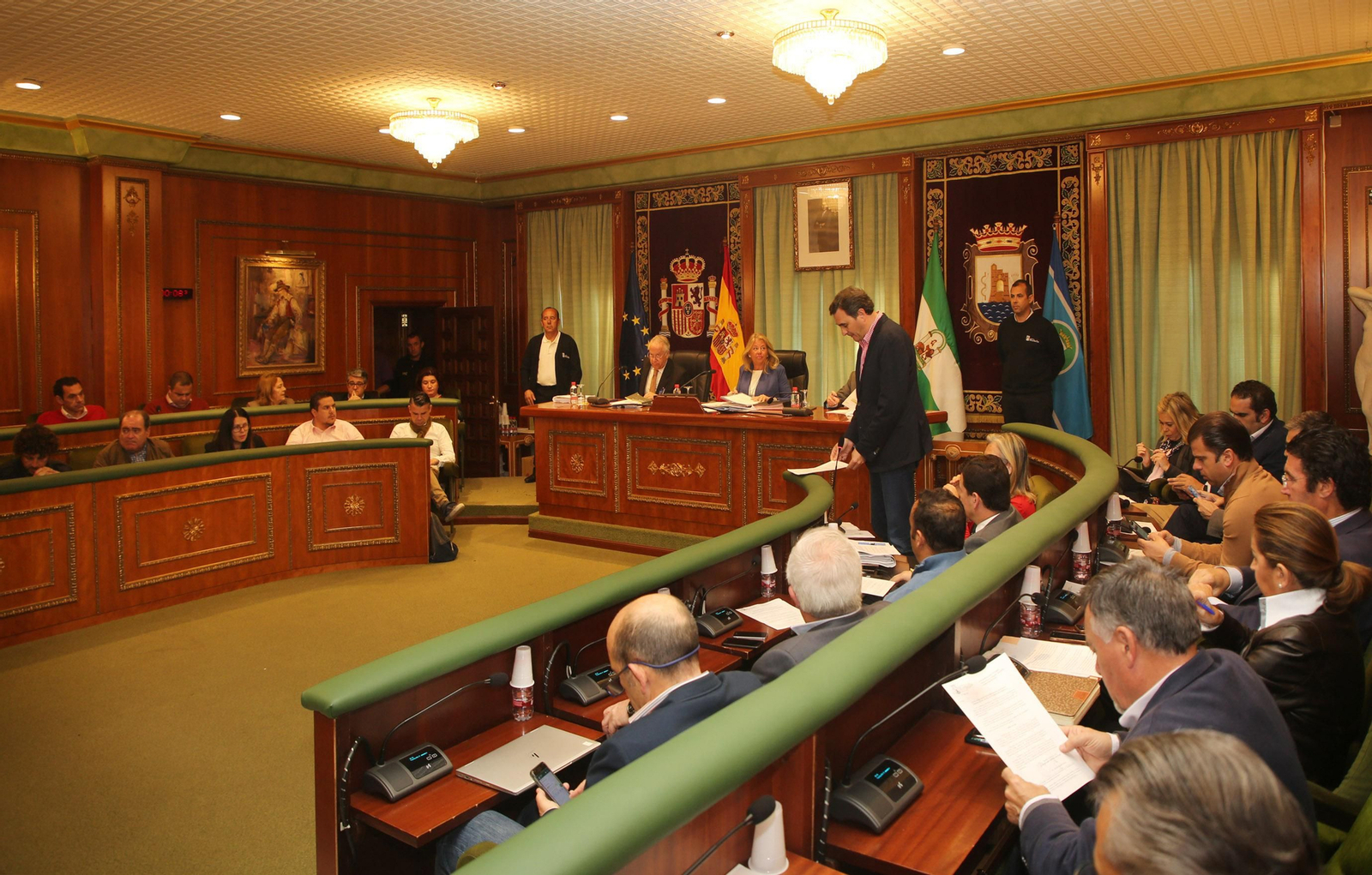 Marbella permitirá la construcción de entreplantas en naves industriales