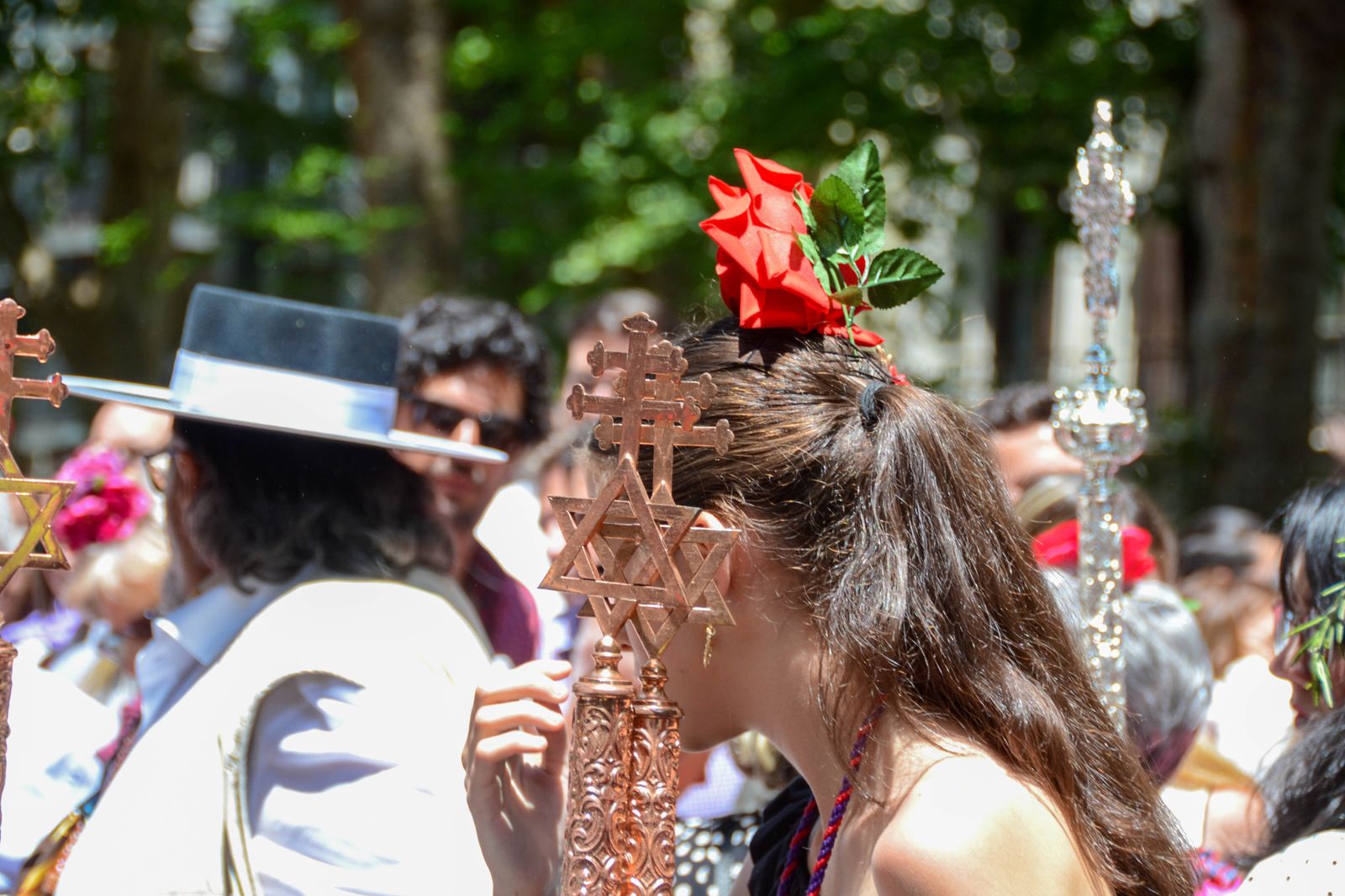 La salida de la Hermandad del Rocío de Granada, en imágenes