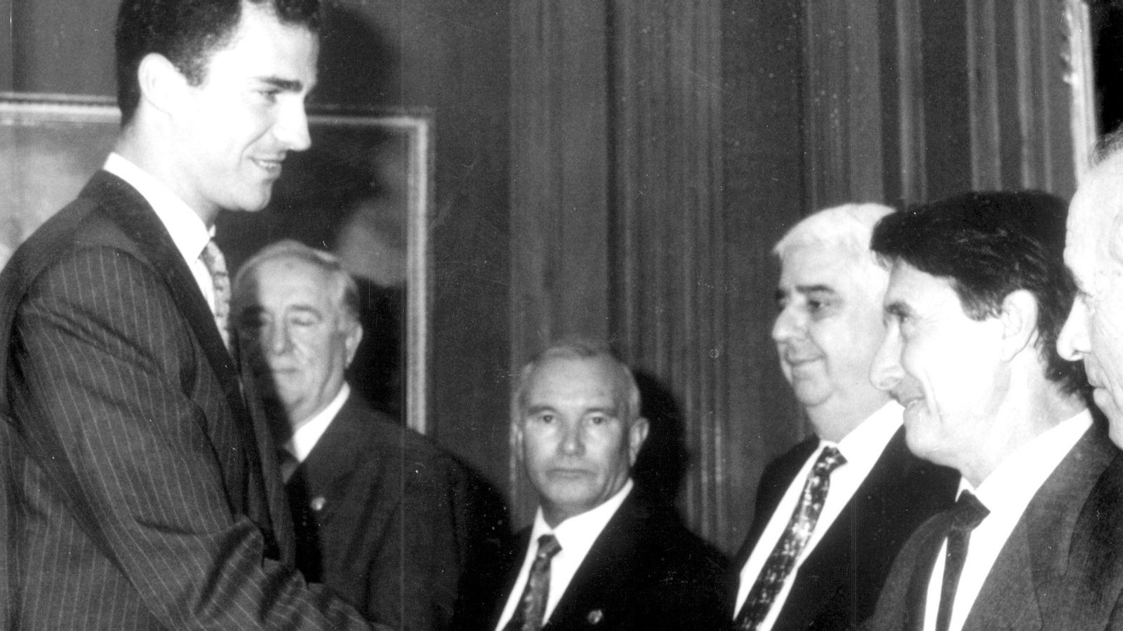 Foto con Felipe VI, entonces Príncipe de Asturias. Foto con Felipe VI, entonces Príncipe de Asturias.