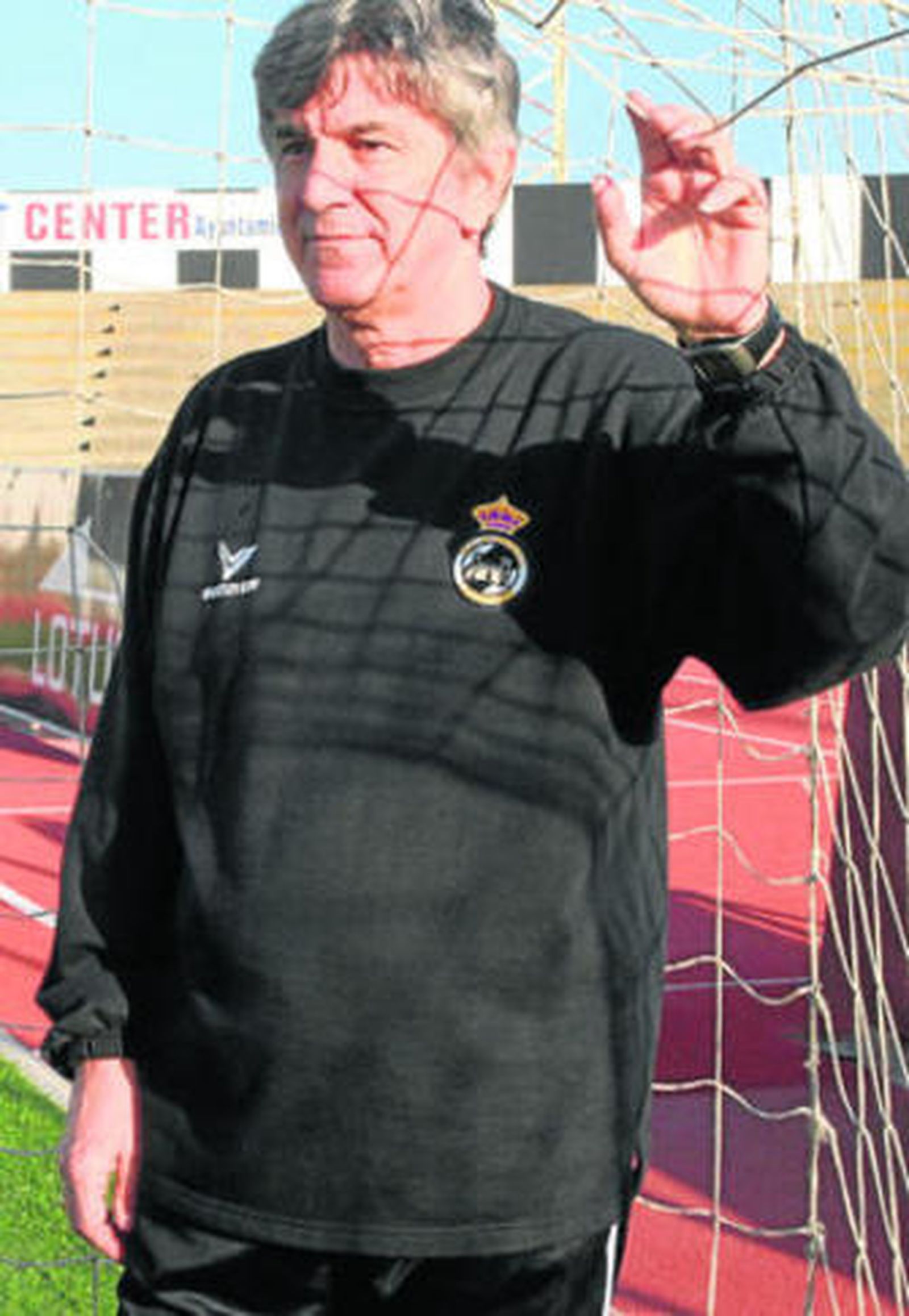 Sebastián Naranjo, entrenador de la Balona B, ayer en el Municipal.