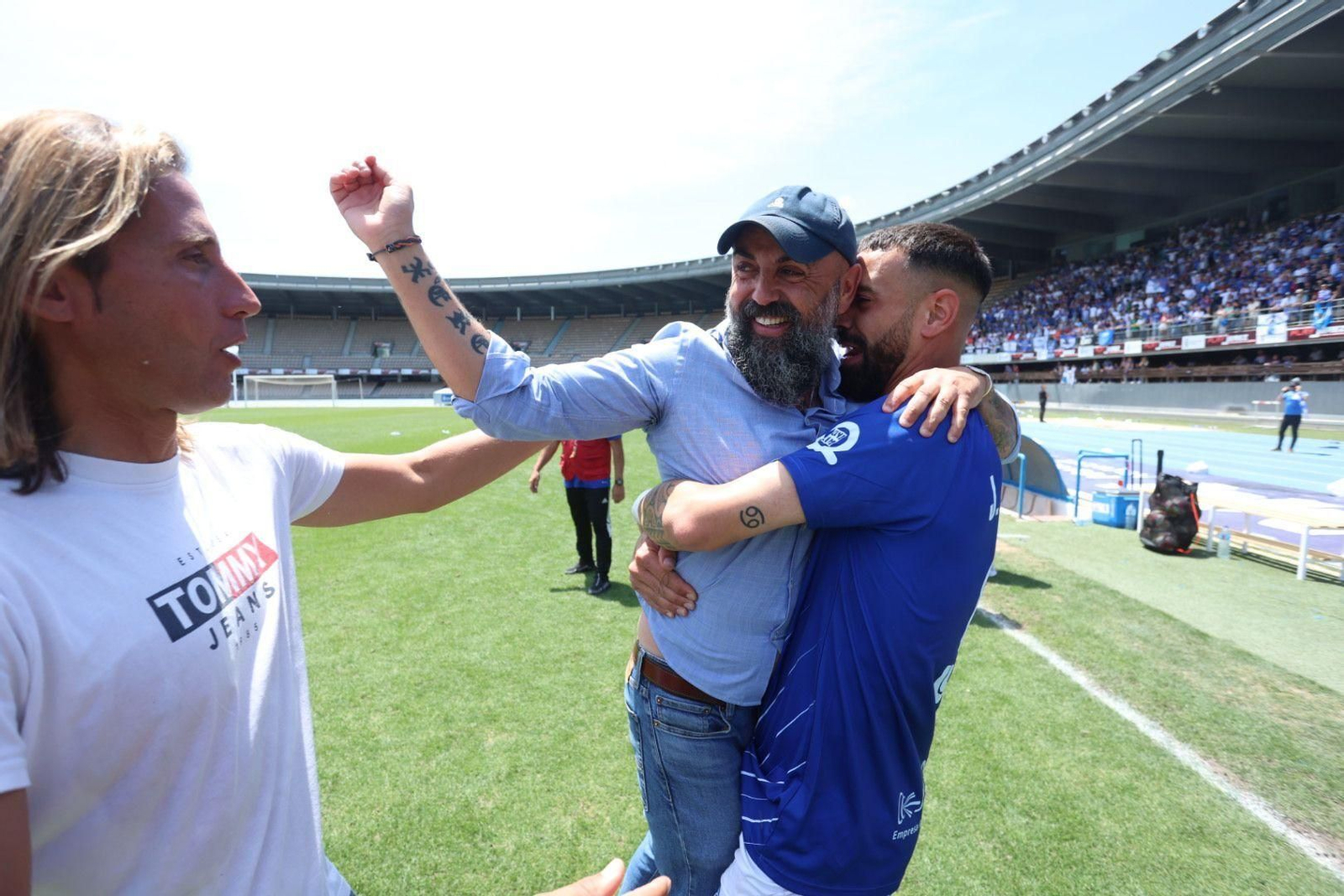 Imágenes de la celebración del Xerez CD del ascenso virtual a Segunda RFEF Imágenes de la celebración del Xerez CD del ascenso virtual a Segunda RFEF