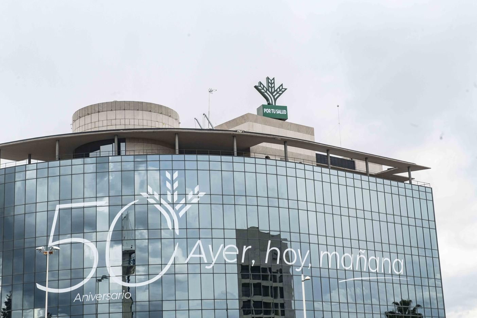 Caja Rural Granada recomienda a sus clientes no acudir a las oficinas para comprobar el ingreso de sus pensiones