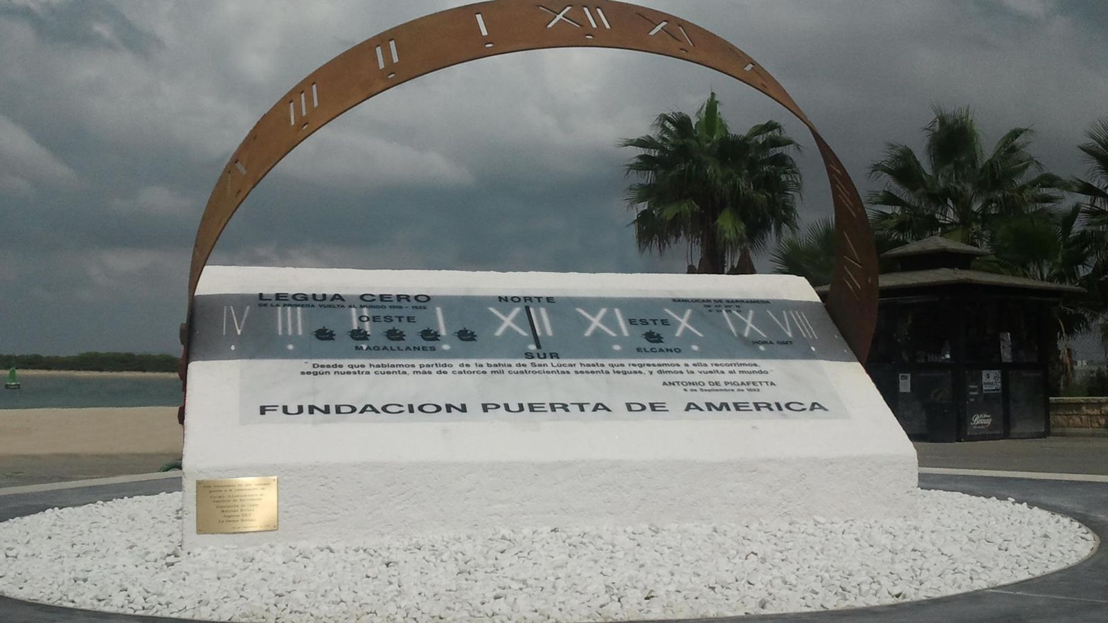 Monumento que hay en Bajo de Guía en honor a la gesta. Monumento que hay en Bajo de Guía en honor a la gesta.