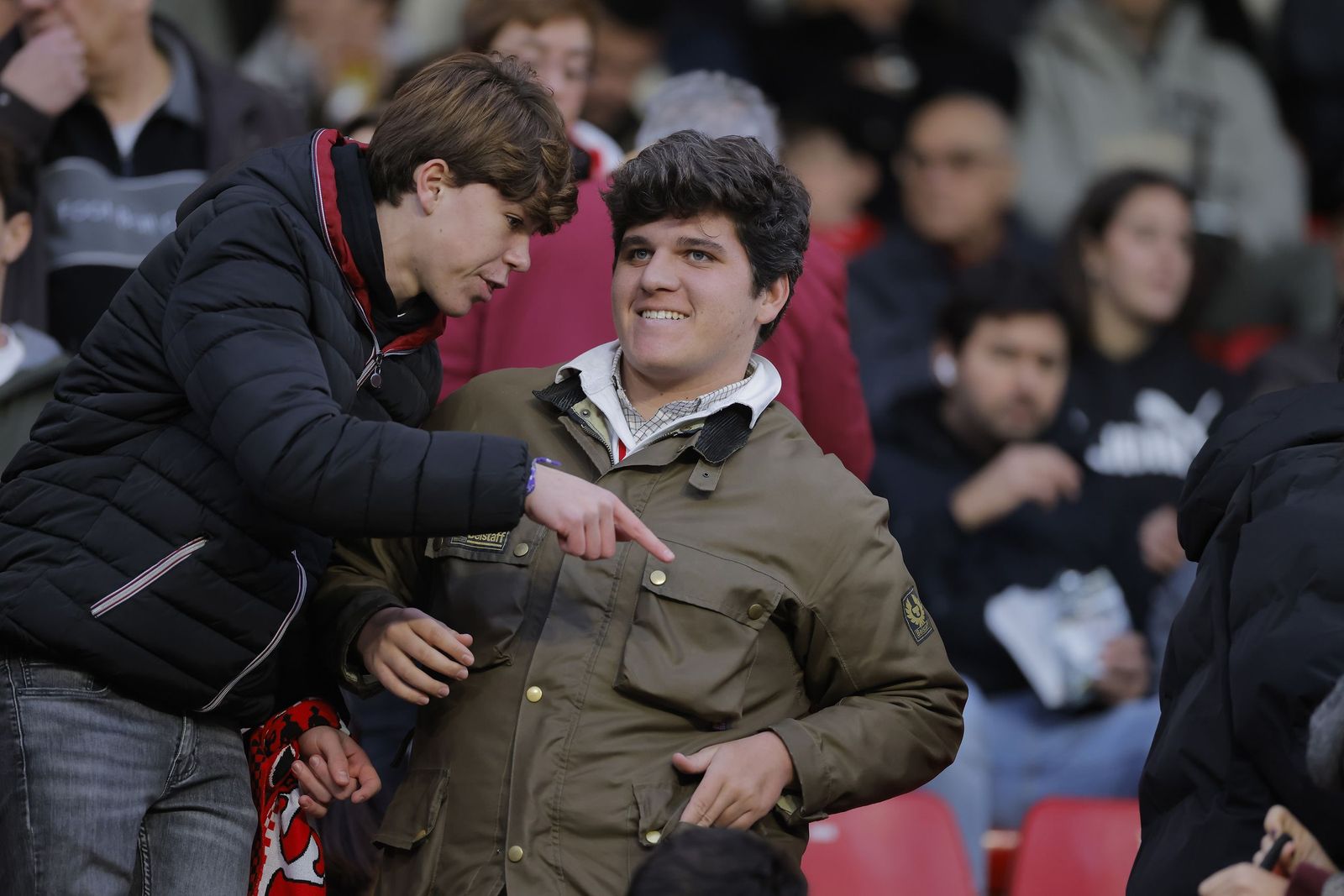 Búscate en las fots del Sevilla fC - Bibao