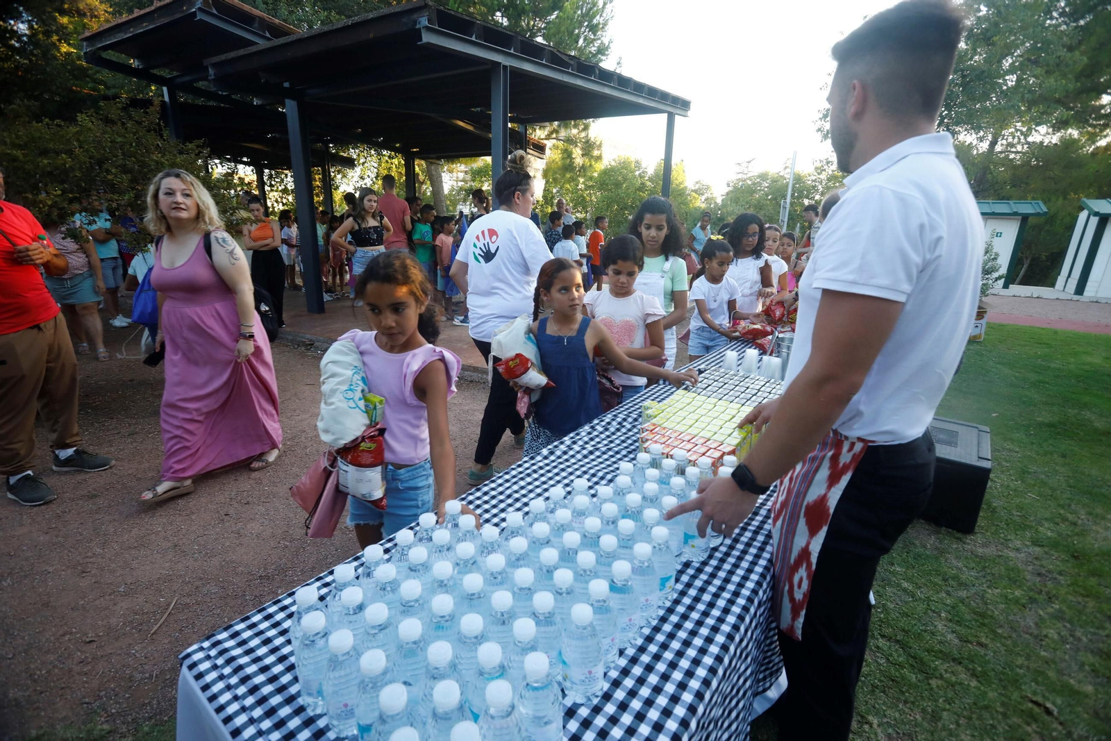 La llegada de los niños saharauis a Córdoba, en imágenes