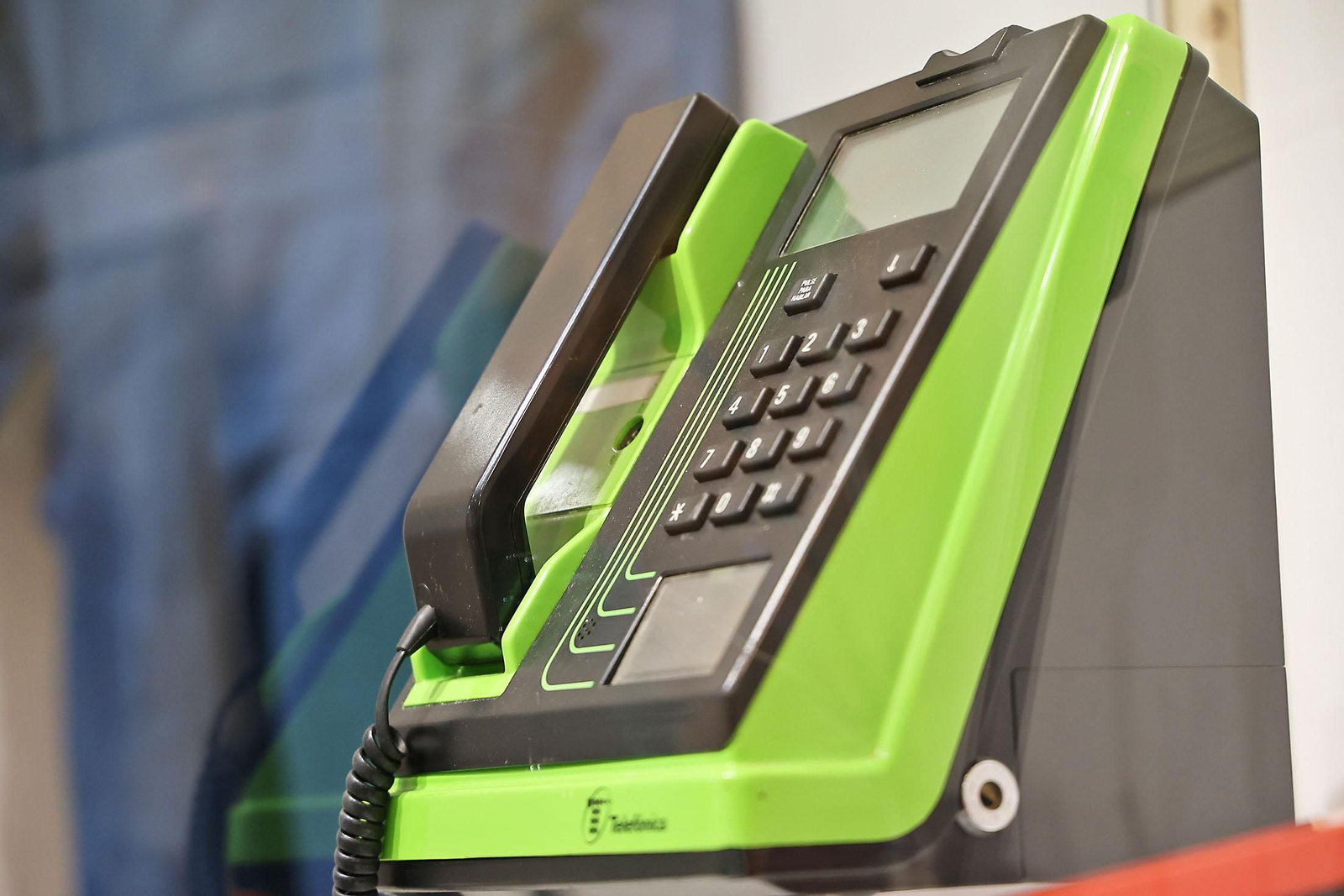 Imágenes de la inauguración de la exposición 'La Telefonía en Huelva'