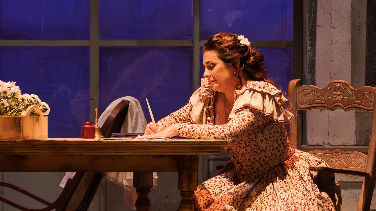 Imágenes de la ópera 'La Traviata' de Verdi en el Teatro Villamarta de Jerez