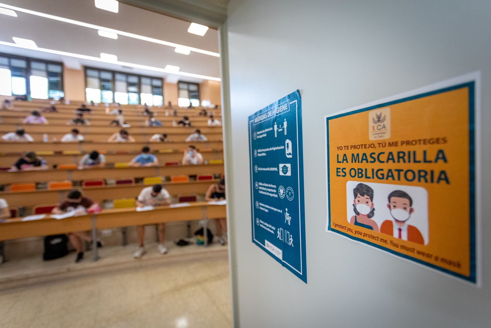 Cartelería en la selectividad del pasado año, cuando la mascarilla era obligatoria para la prueba.