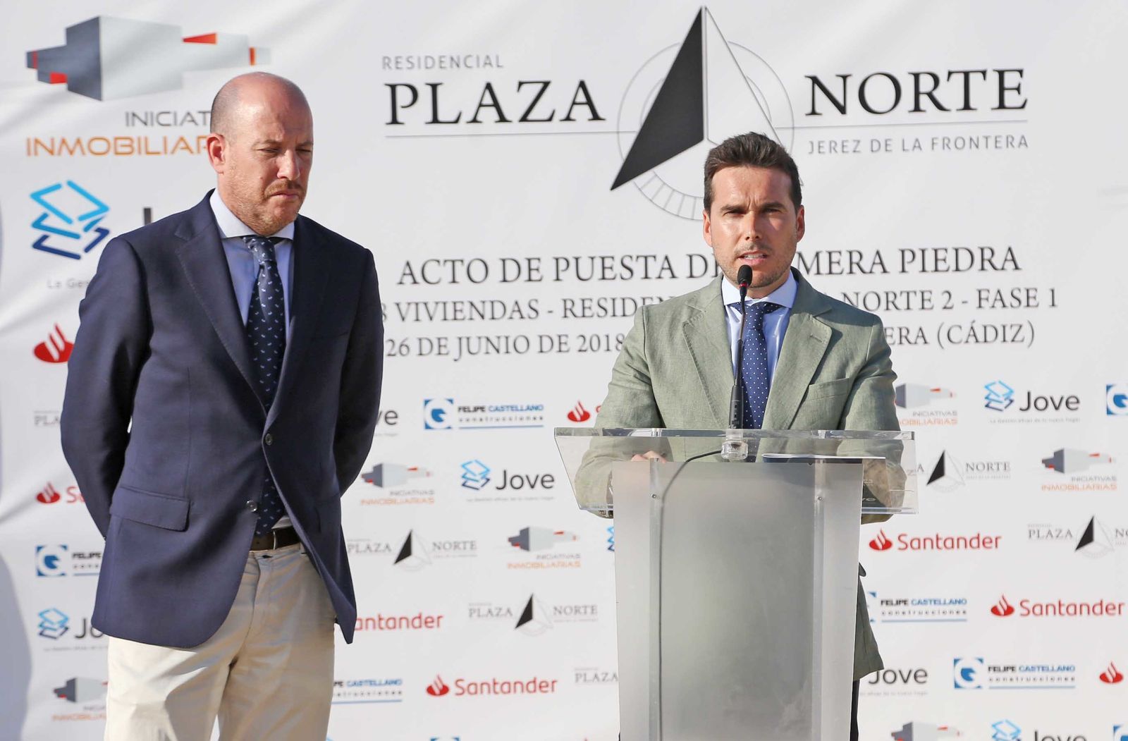 Fernando García y José Castellano, durante su intervención.