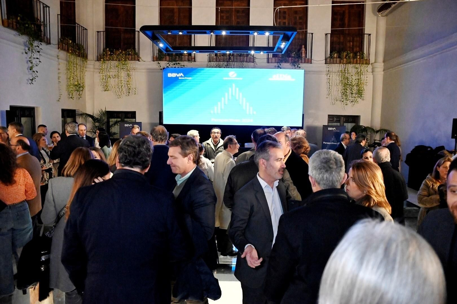 Foro sobre perspectivas de banca privada de BBVA y Grupo Joly, en imágenes