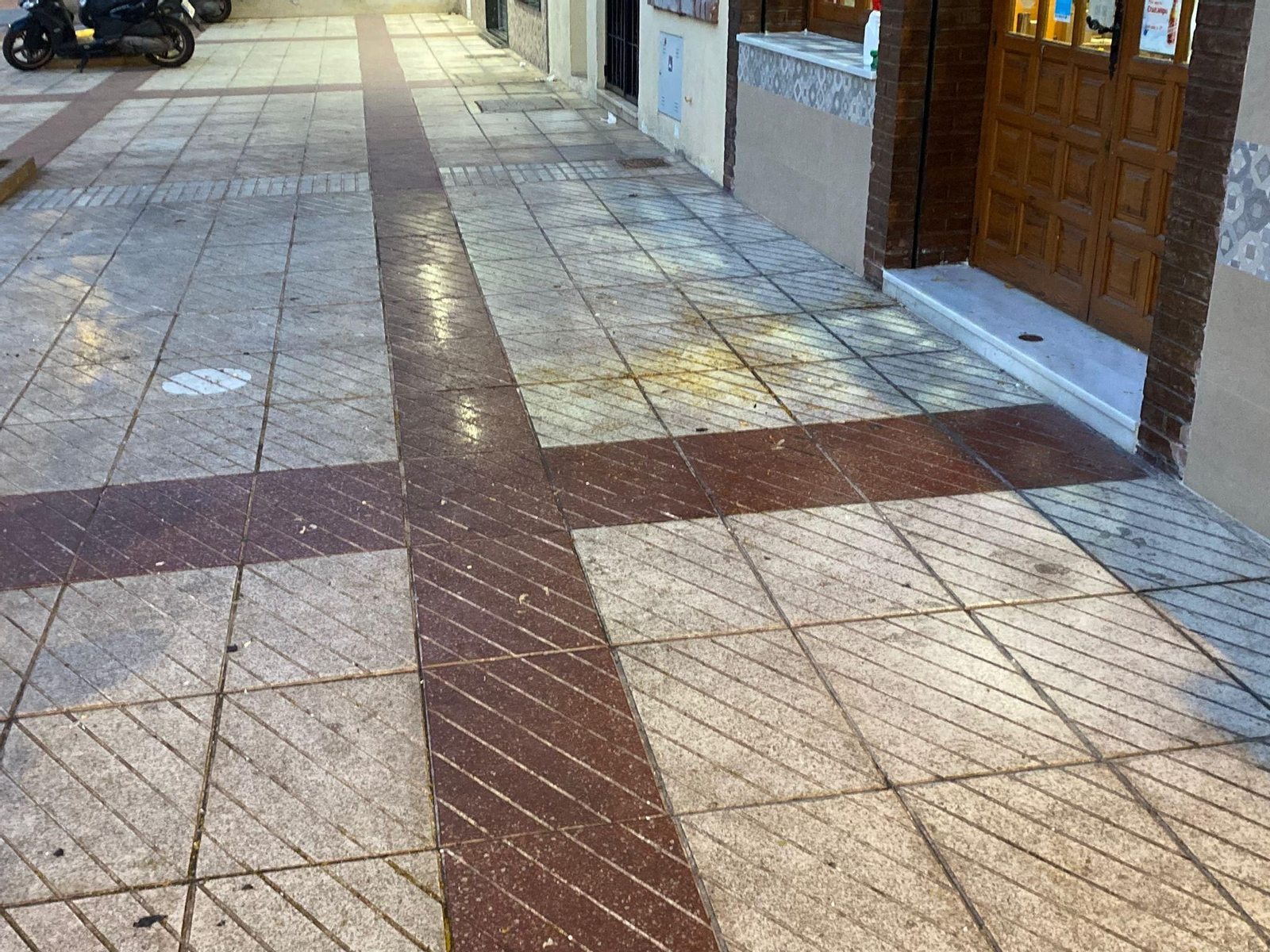 Los destrozos de los ultras en Málaga antes del Marbella-Atlético