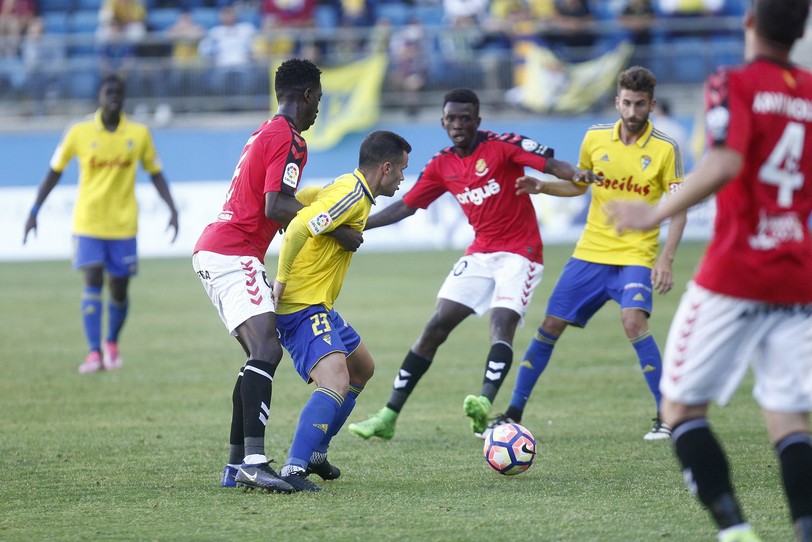 Las imágenes del Cádiz-Nástic