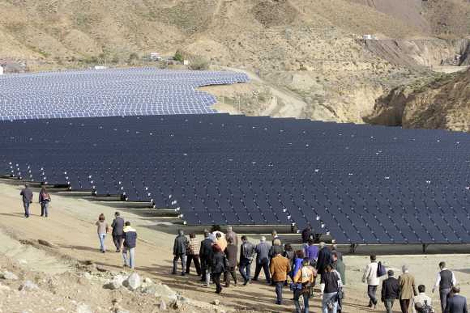 Obama da un aval millonario a Abengoa para que construya la mayor planta solar del mundo