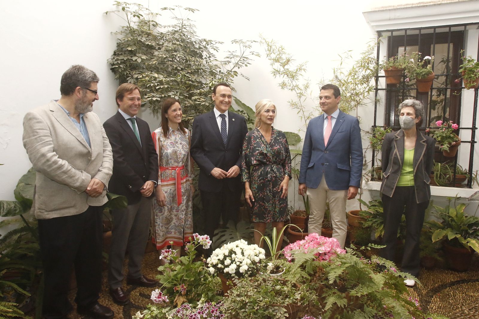Representantes institucionales en el Archivo Histórico de Córdoba.