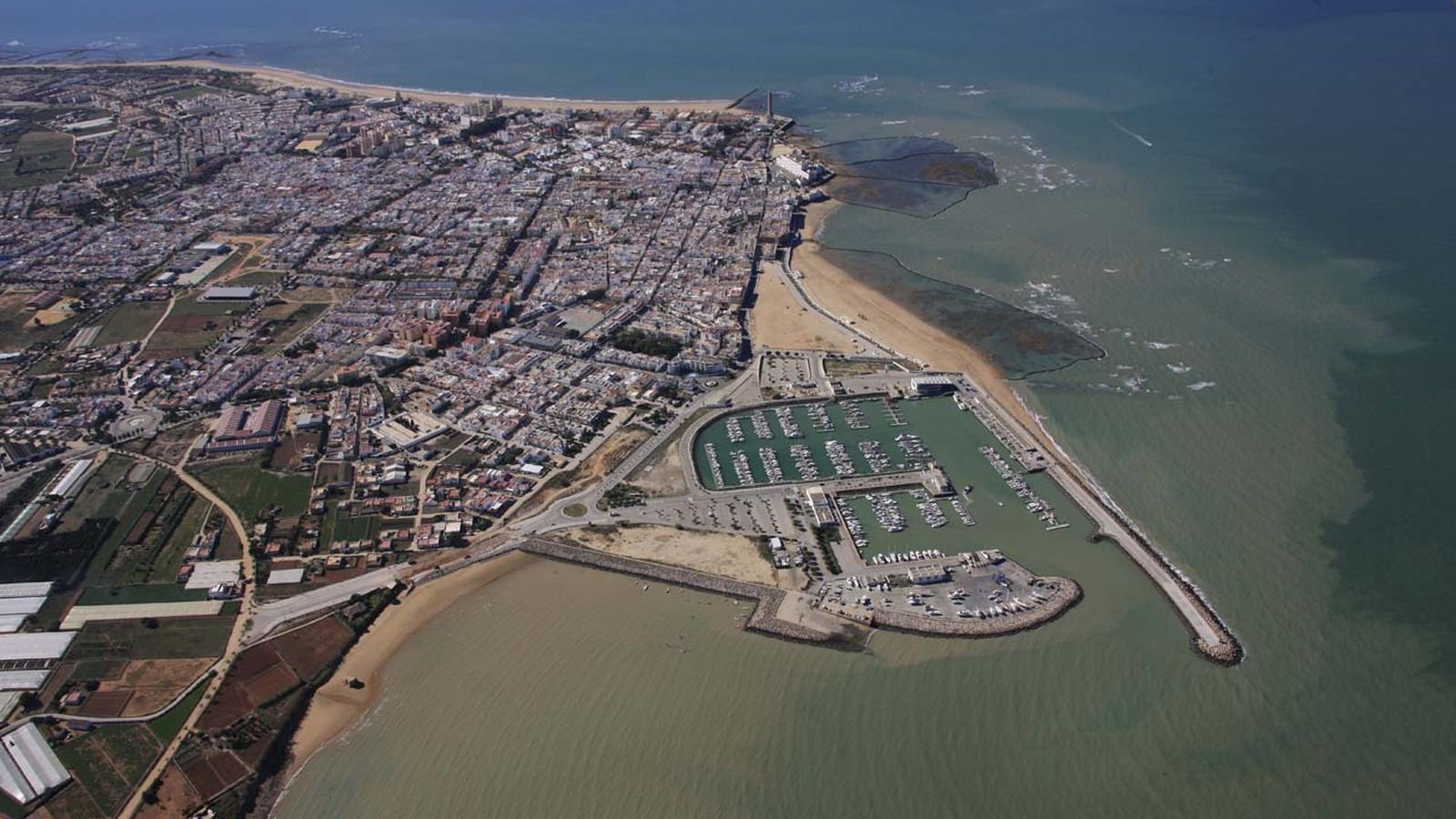 Imagen  del puerto deportivo de Chipiona.