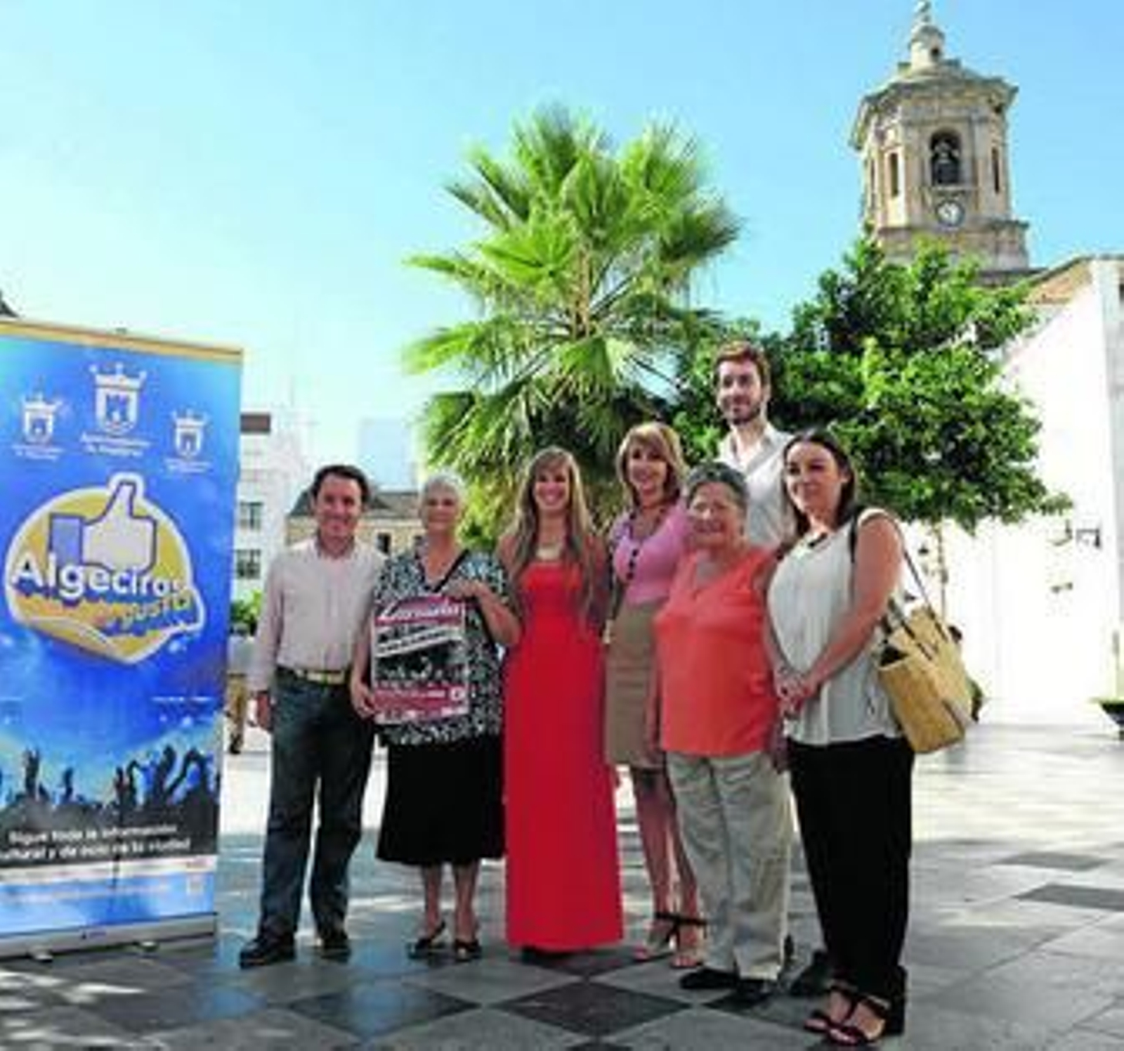 Imagen de la algecireña en plena Plaza Alta, ayer.