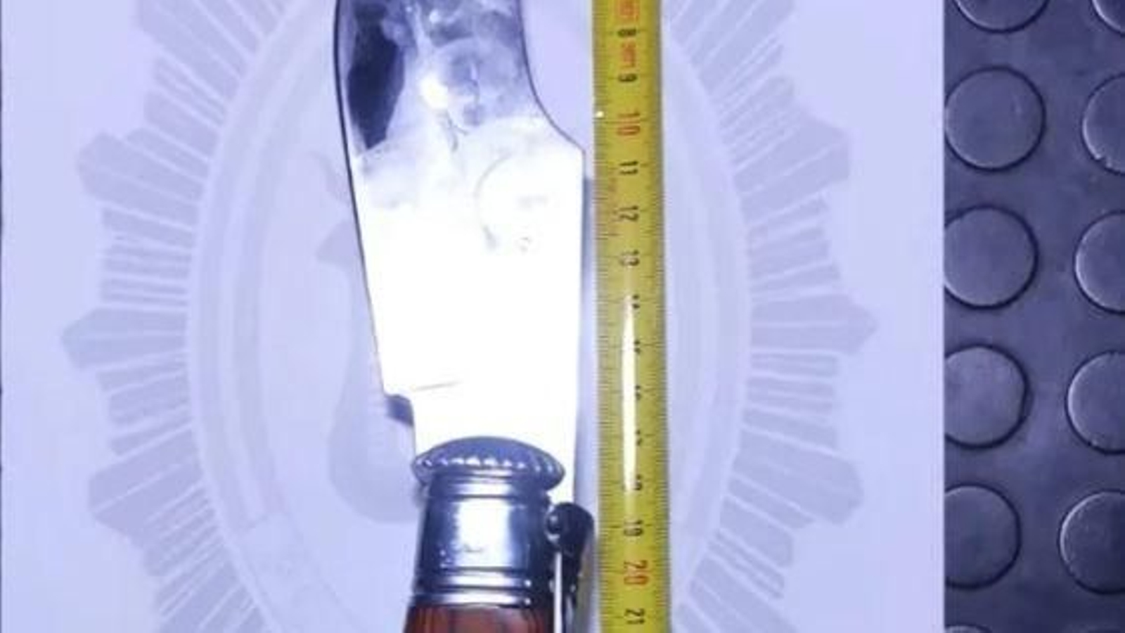 Navaja incautada