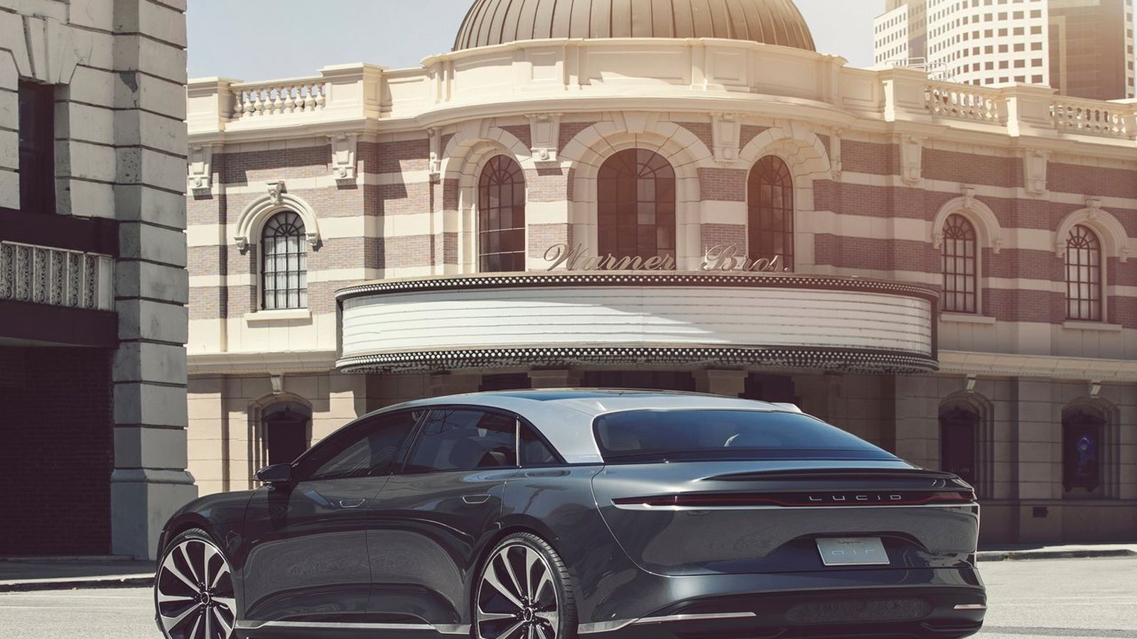 Además de este sedán de lujo, Lucid Motors pronto iniciará la producción de un SUV de siete asientos, el Gravity.