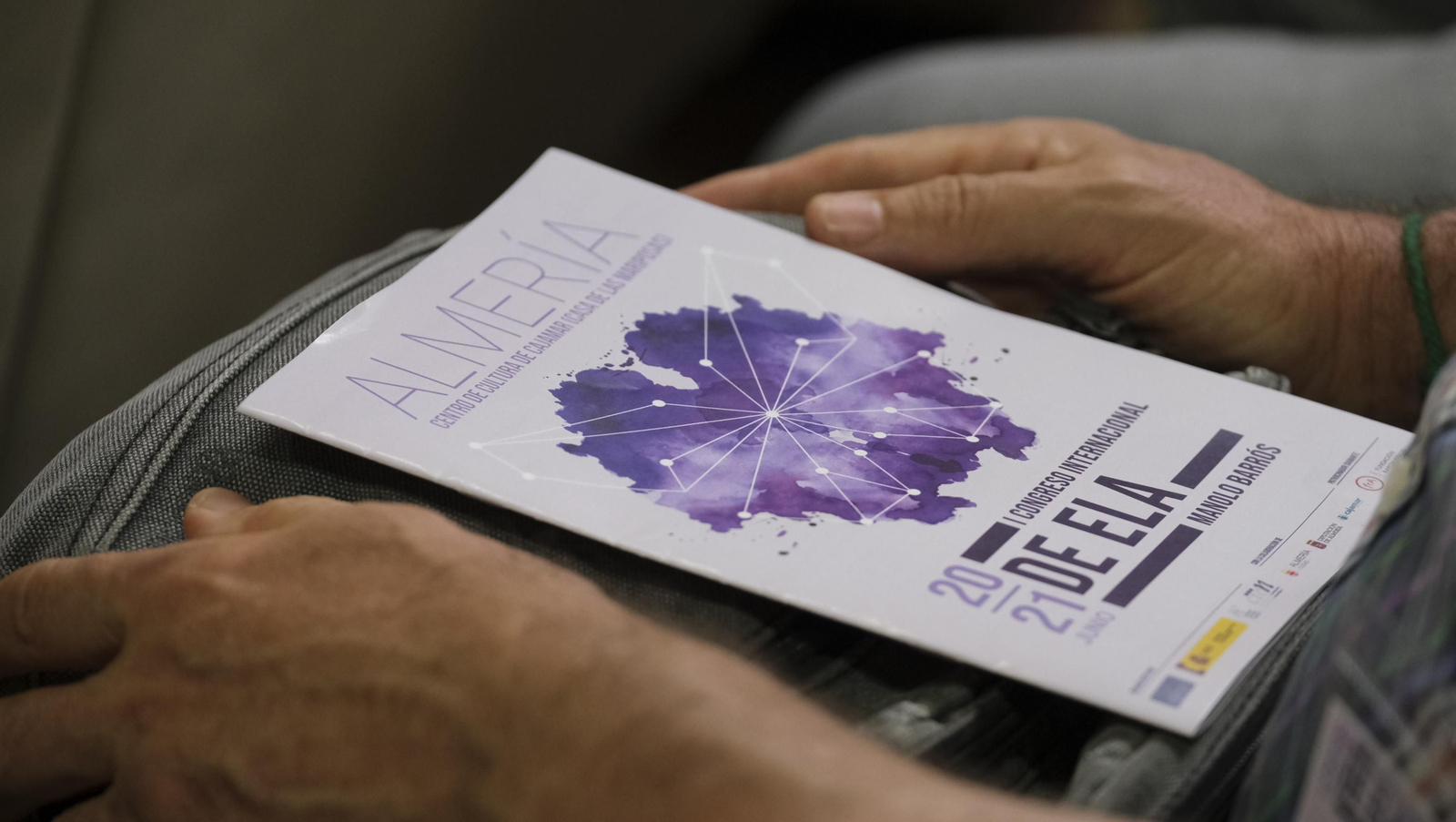 La Reina Sofía inaugura el I Congreso Internacional sobre ELA, en imágenes