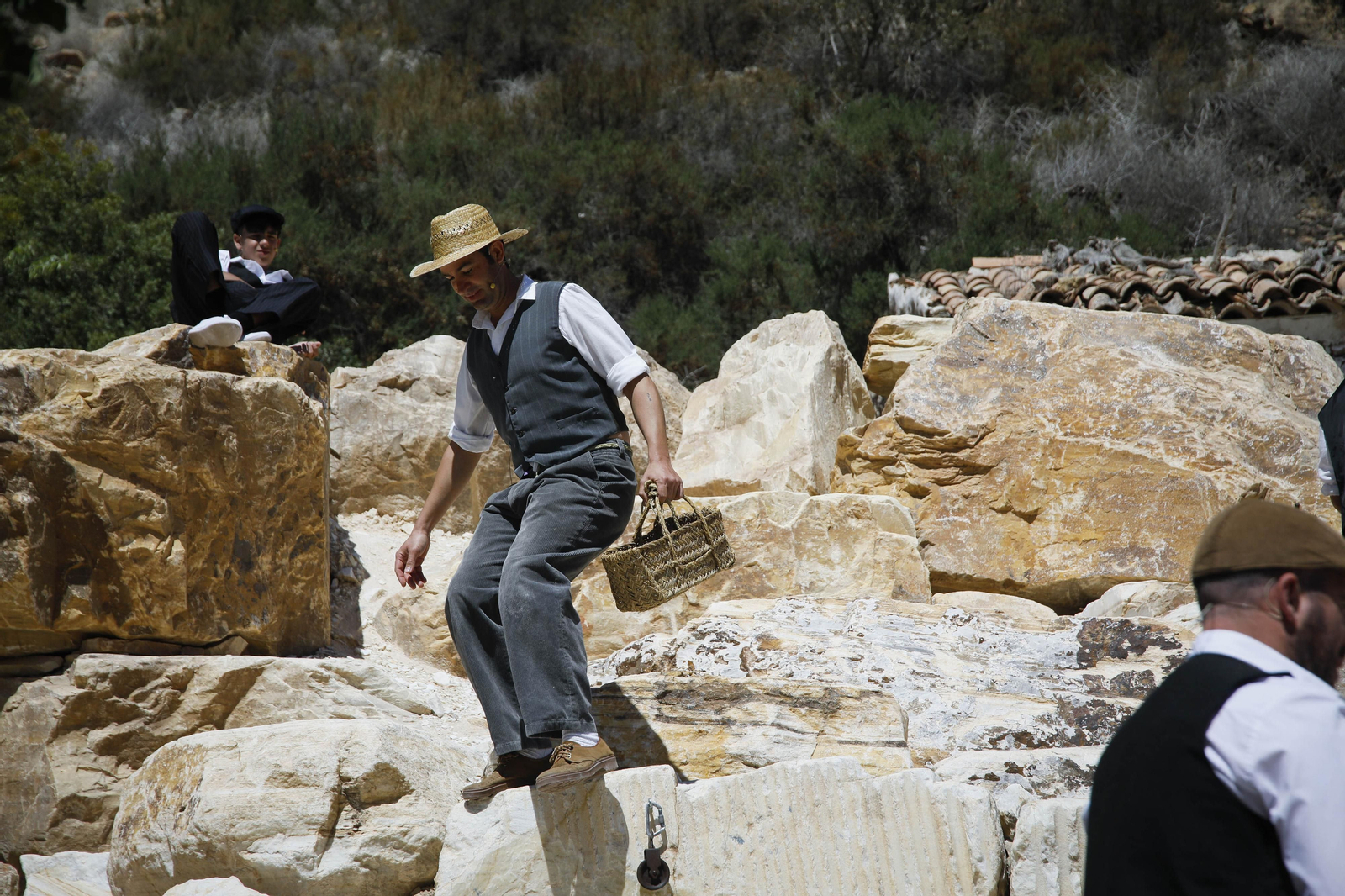 Imágenes de "Canteros y Caciques en la lucha por el Mármol" de Macael