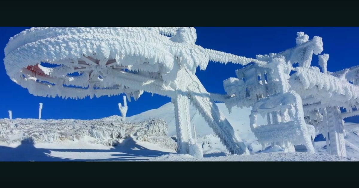 Cetursa captura en un documental la batalla invisible de Sierra Nevada y su "lucha contra el hielo"