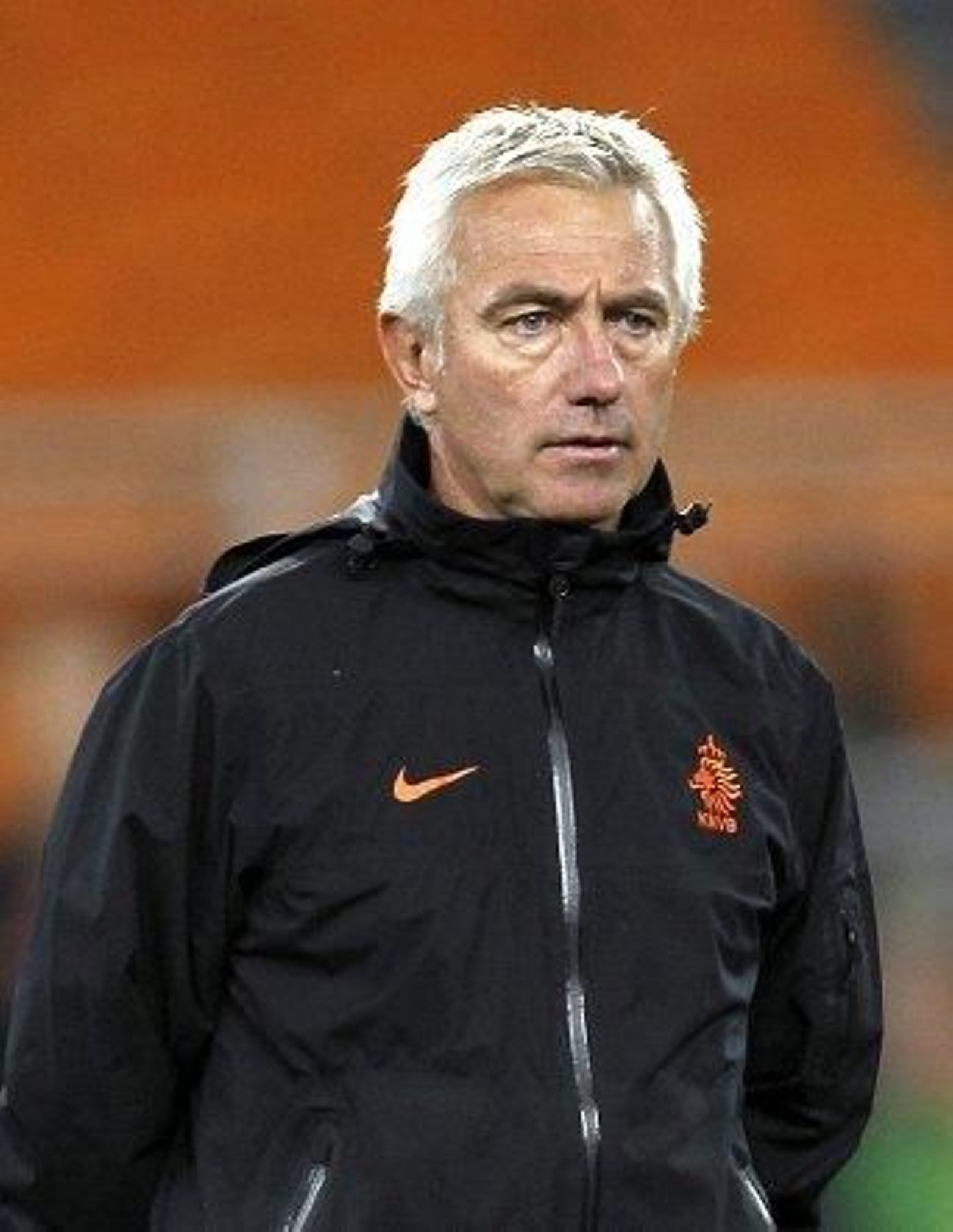 Van Marwijk: "La táctica sólo a mis jugadores"