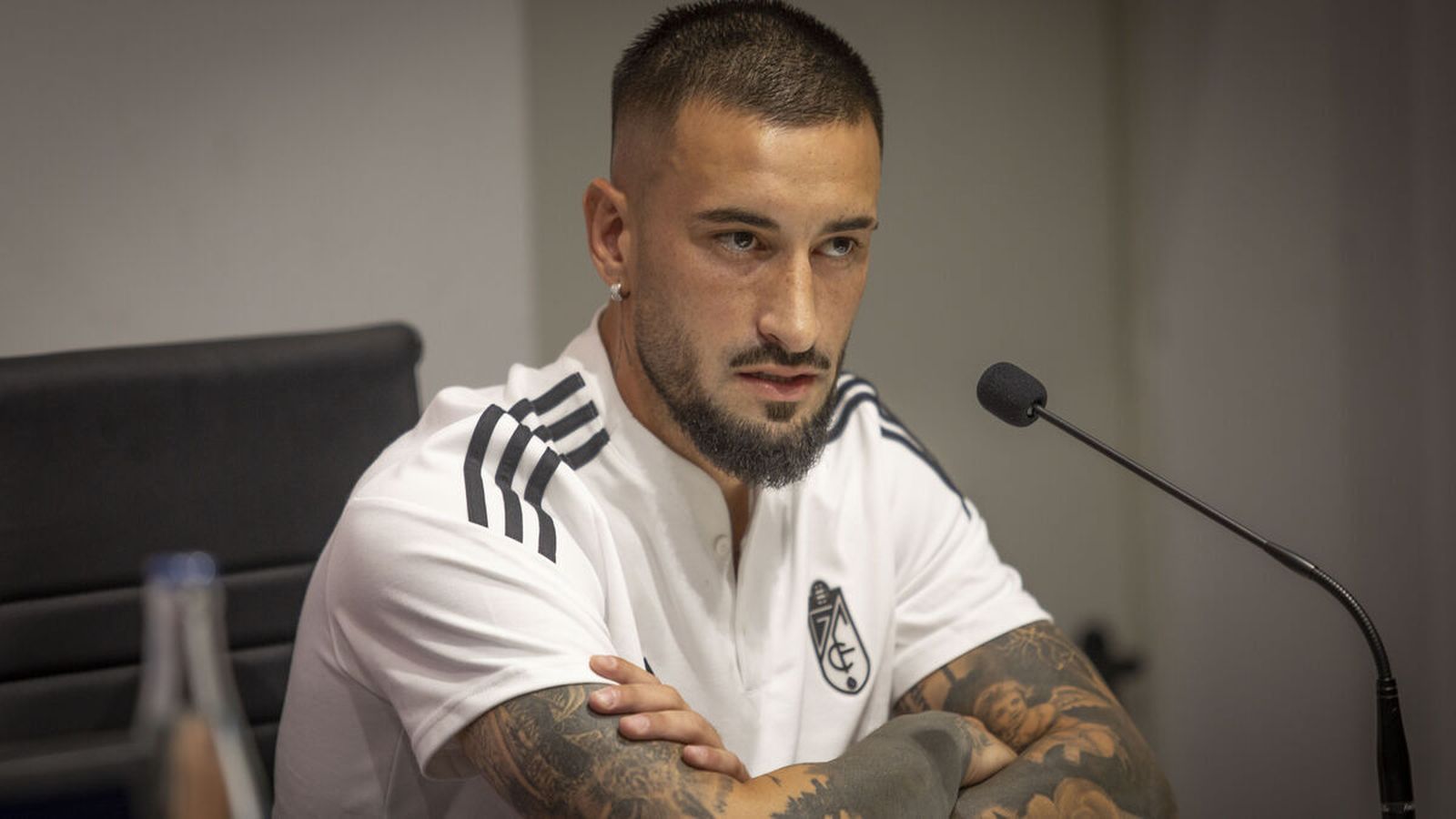 El jugador del Granada CF Erick Cabaco