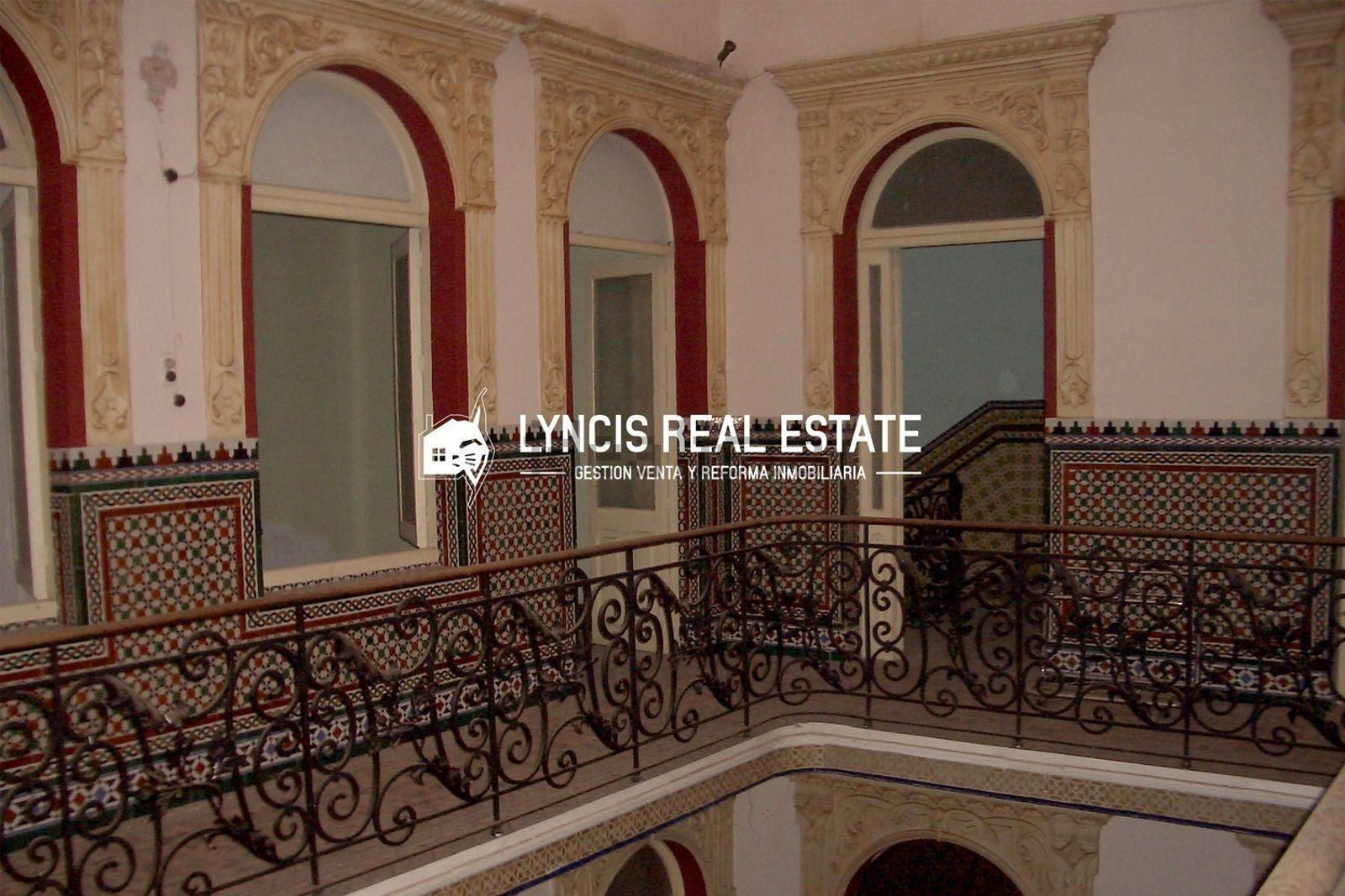 La histórica y misteriosa casa-palacio de Huelva que se encuentra a la venta