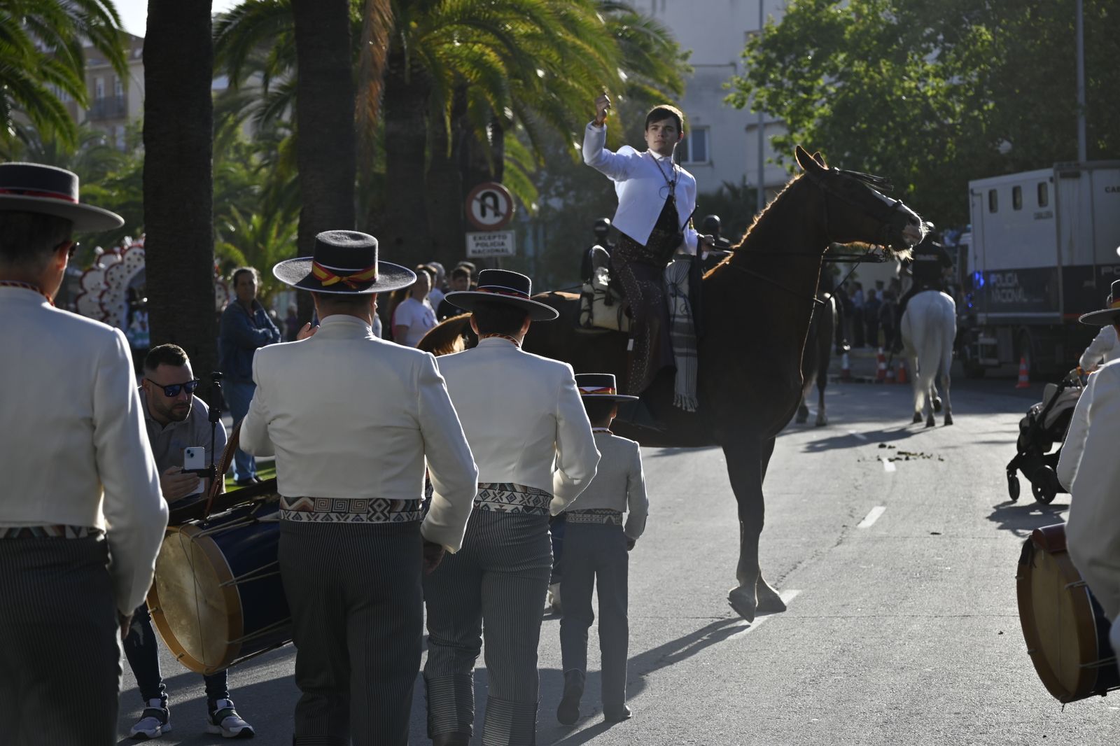 El Rocío 2024: las mejores imágenes de la salida de Emigrantes