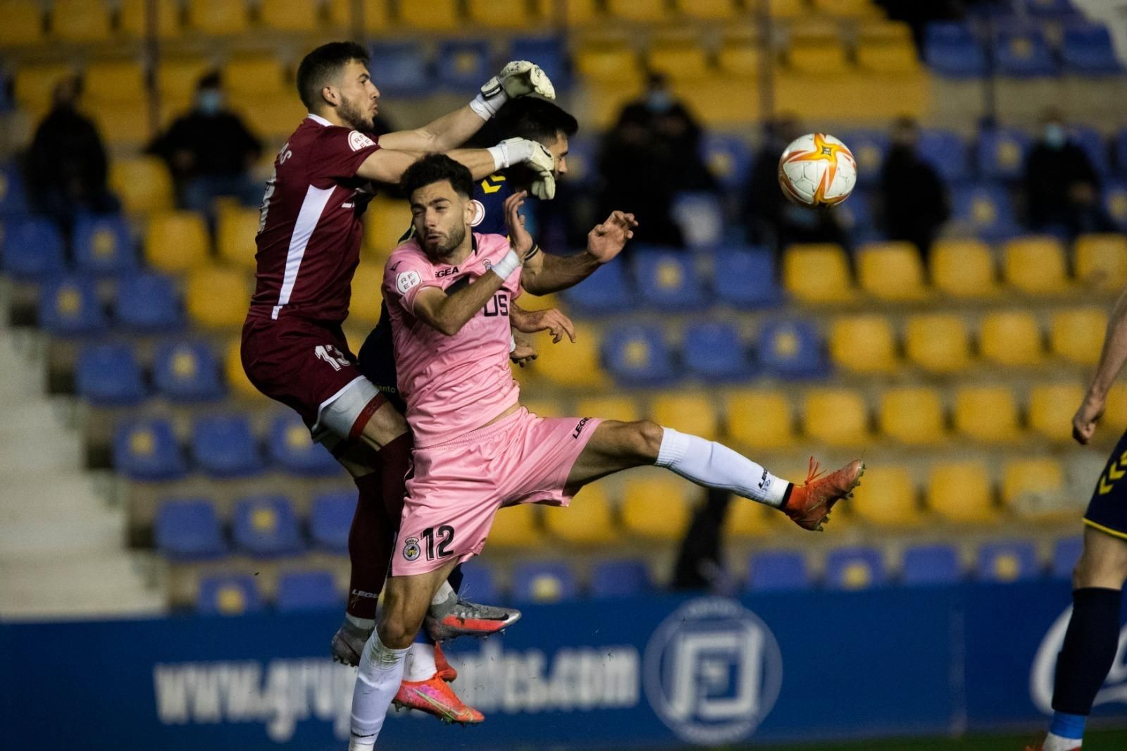 Las fotos del UCAM Murcia - Real Balompédica (1-0)