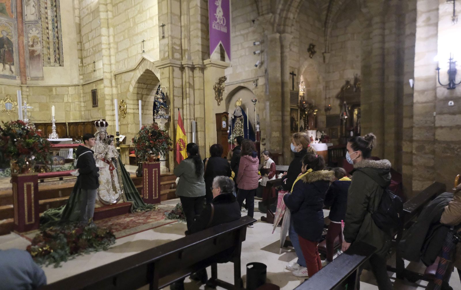 Martes 13 en Córdoba: La visita a la Virgen de los Remedios, en imágenes