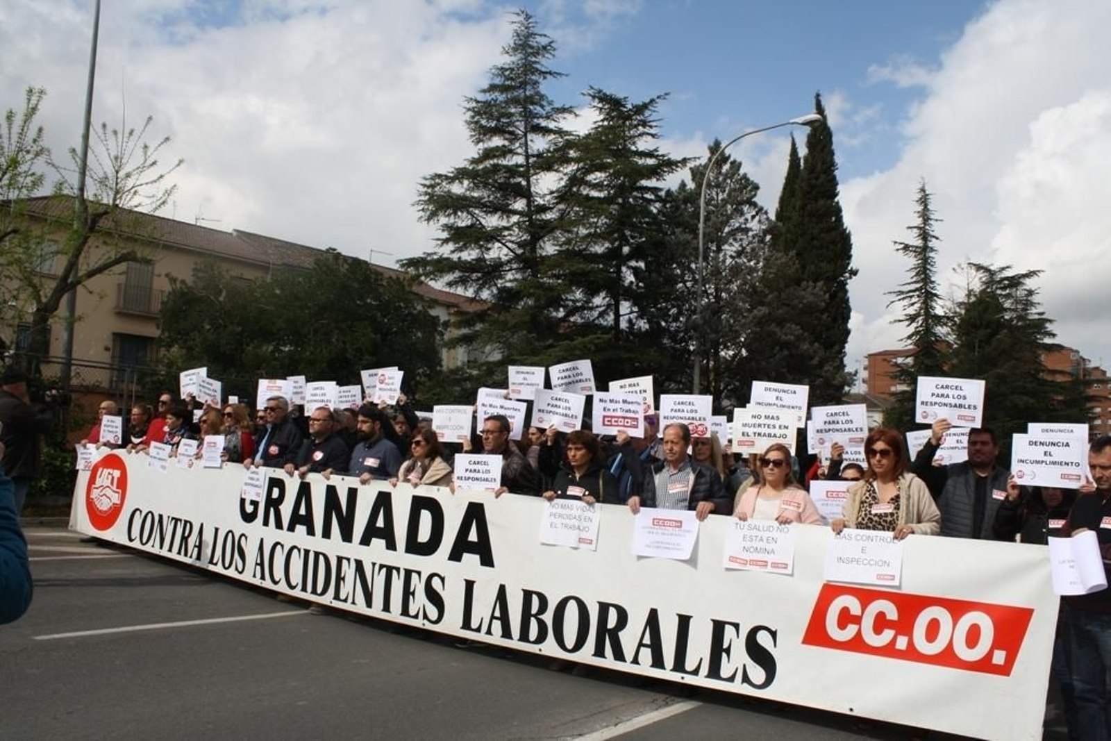 Manifestación de condena de los sindicatos por el último accidente laboral