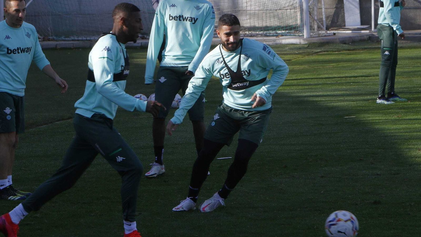 Fekir junto a Emerson en el entrenamiento.