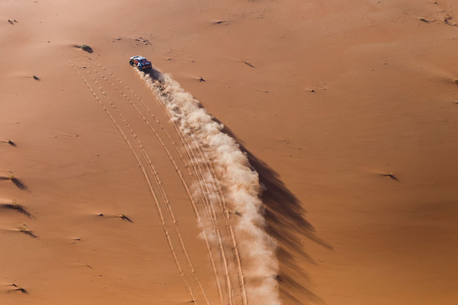 Las mejores fotos del Dakar por las dunas