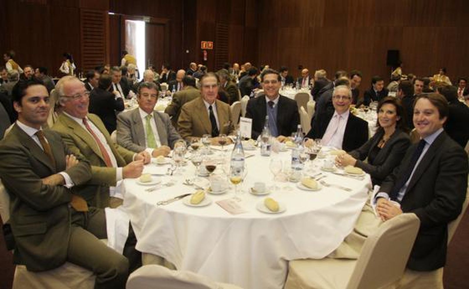 Fernando de Parias, Javier Gonzalo, Pedro Álvarez, Jaime de Parias, Jaime Benjumea, José Aguilar, Nani Carvajal y Carlos López Mariano. / Reportaje gráfico: Juan Carlos Vázquez y Victoria Hidalgo