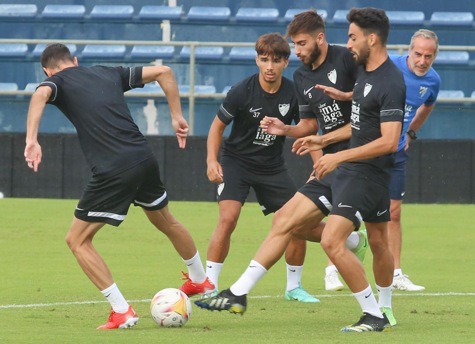 Una instante del entrenamiento del Málaga CF.