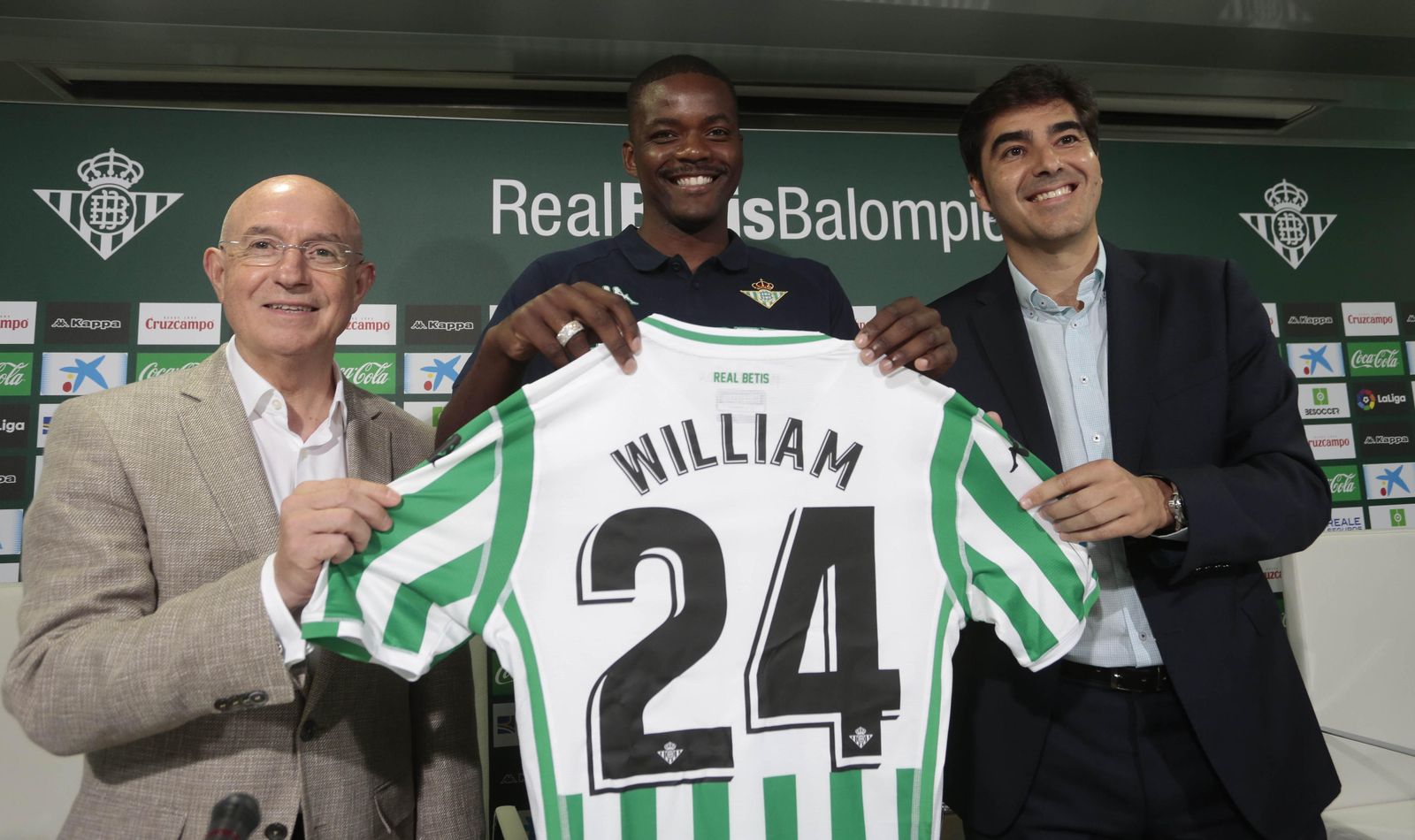 La presentación en el Betis de William Carvalho