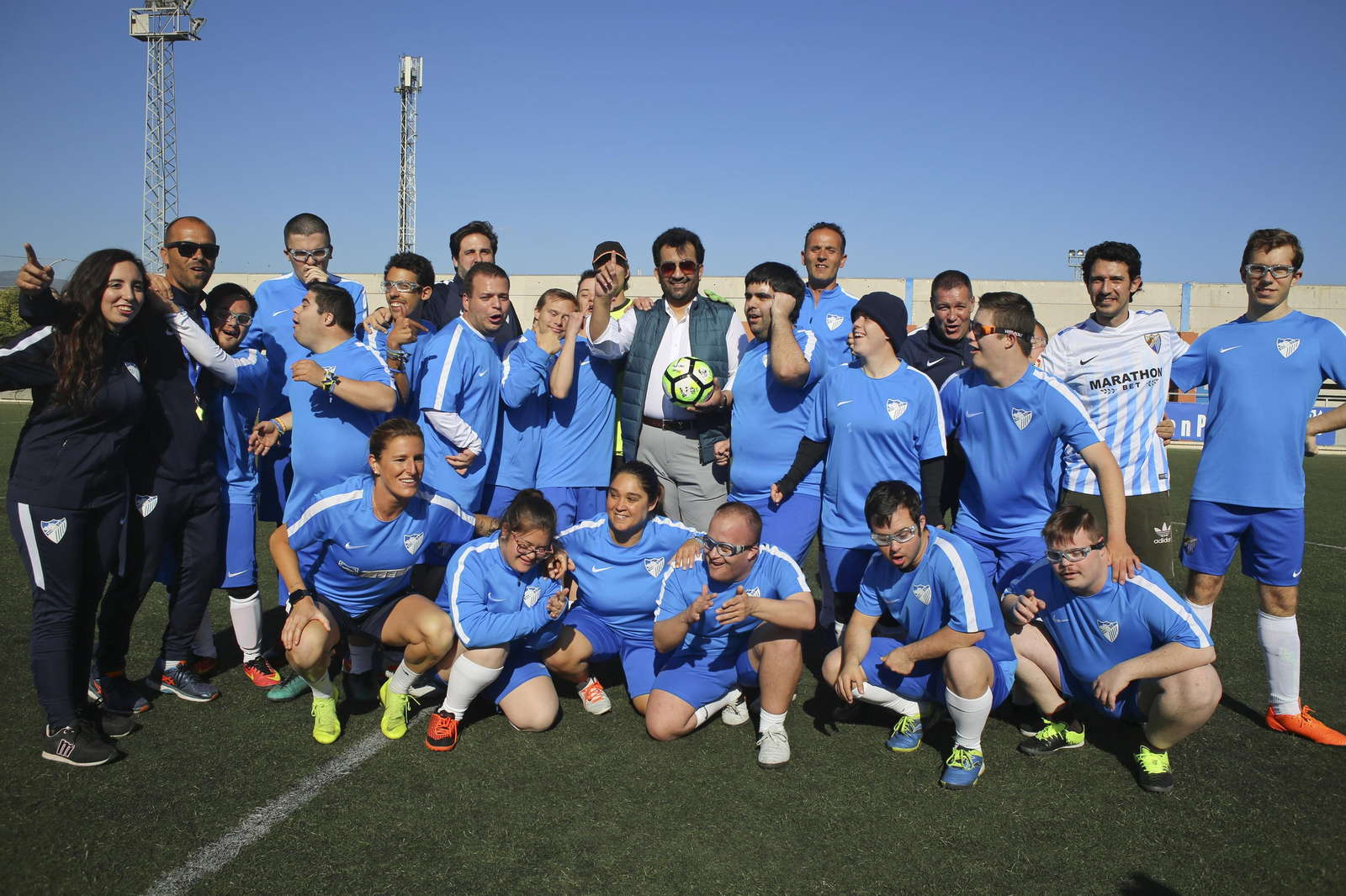 Las fotos del jeque Al-Thani con el Málaga Genuine