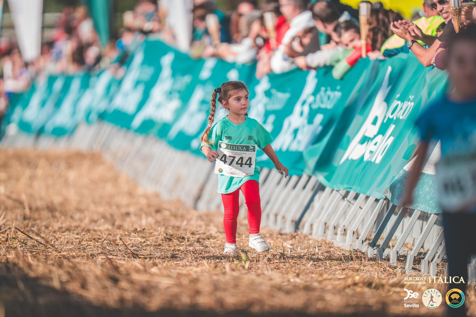 Búscate en las fotos del Cross de Itálica 2025 | 10