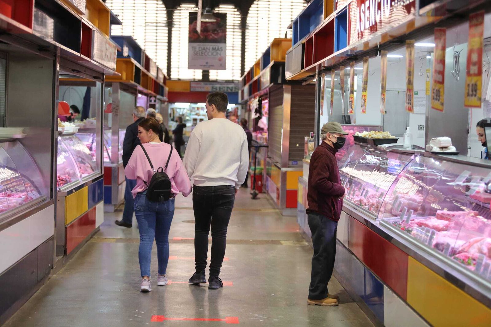 Adiós (o casi) a las mascarillas en Málaga