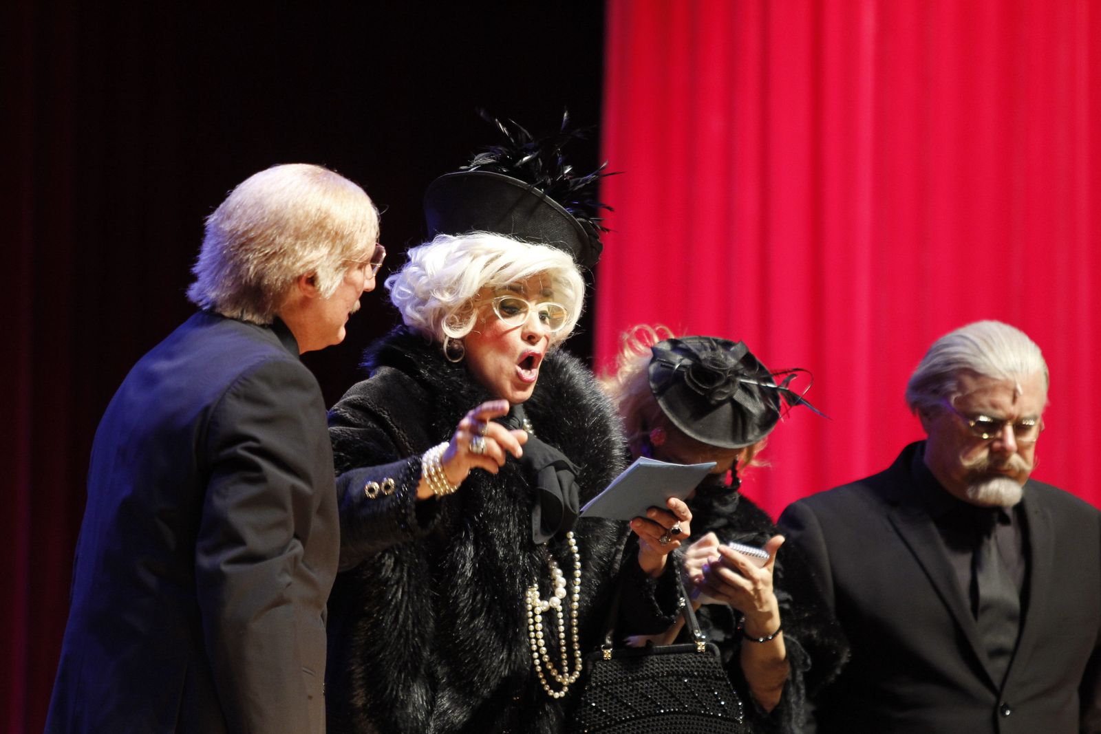 Fotogalería espectáculo La Cubana "Adiós Arturo". Festival Teatro El Ejido