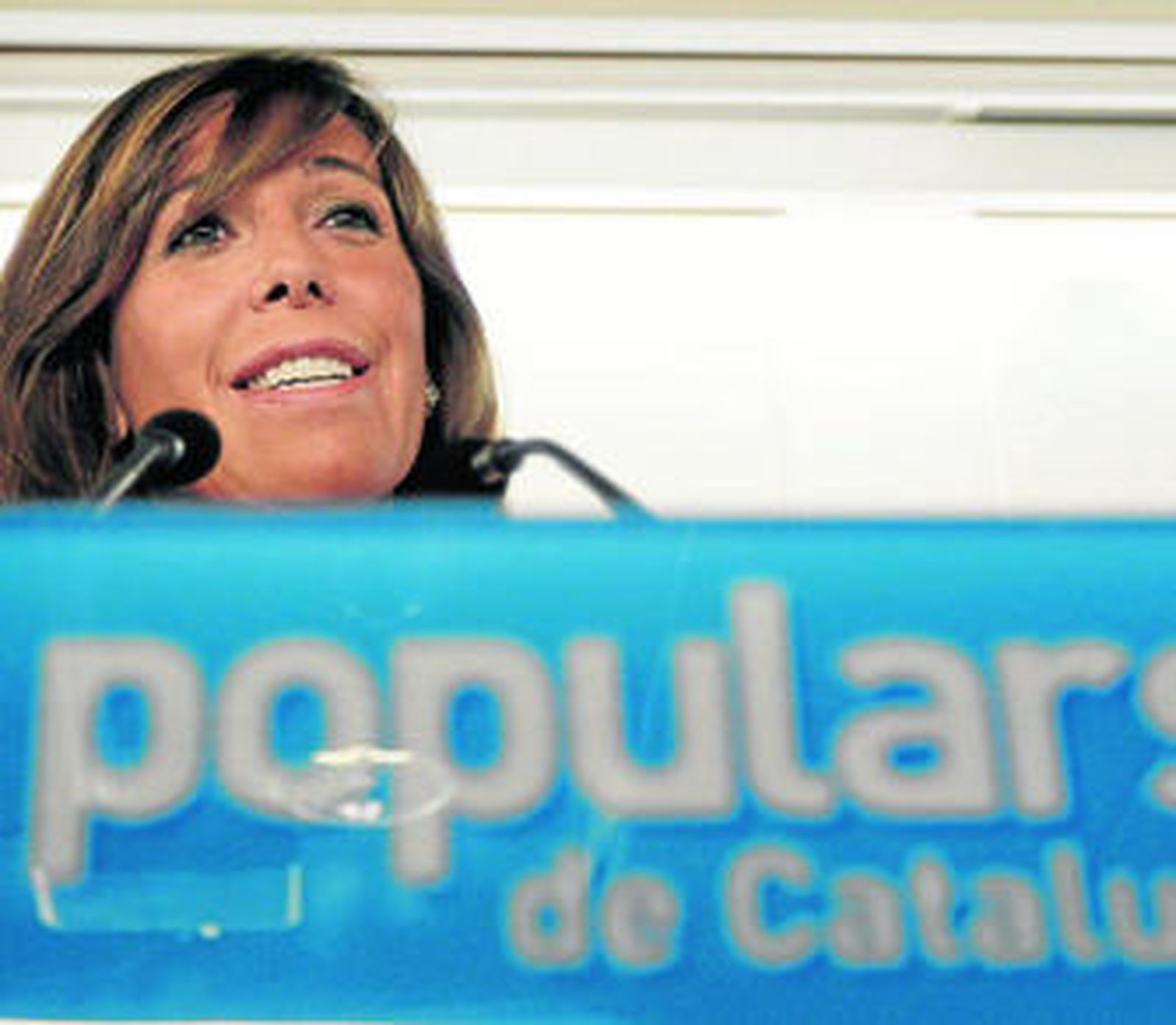 Sánchez-Camacho, ayer en Barcelona, durante la presentación del acuerdo con CiU.