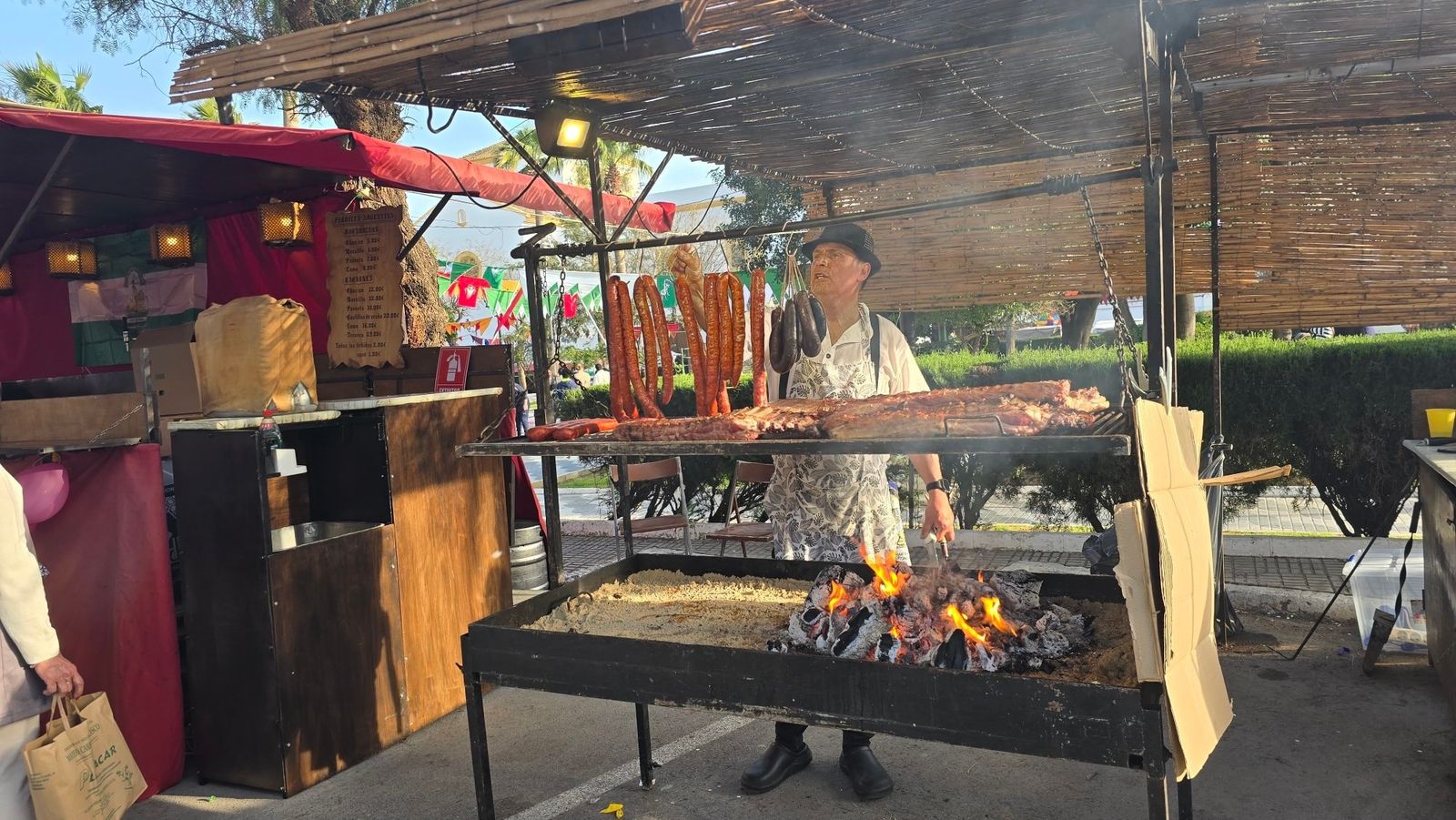 Inauguración del mercado circense carnavalesco de Barbate